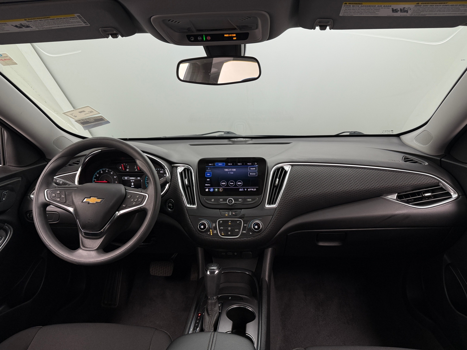 Thumbnail: 2020 Chevrolet Malibu - 3
