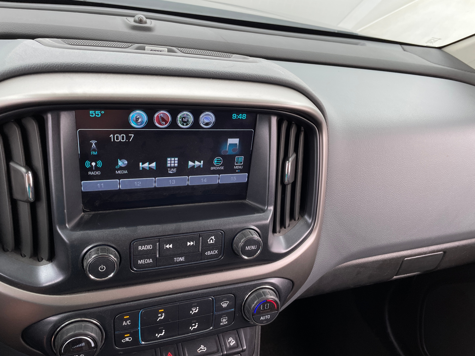 Thumbnail: 2016 Chevrolet Colorado - 3