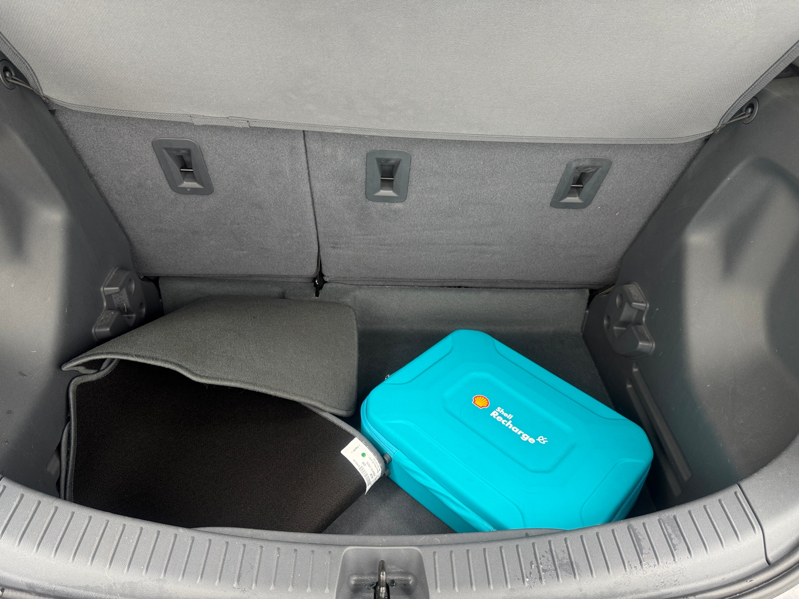 Thumbnail: 2017 Chevrolet Bolt EV - 6