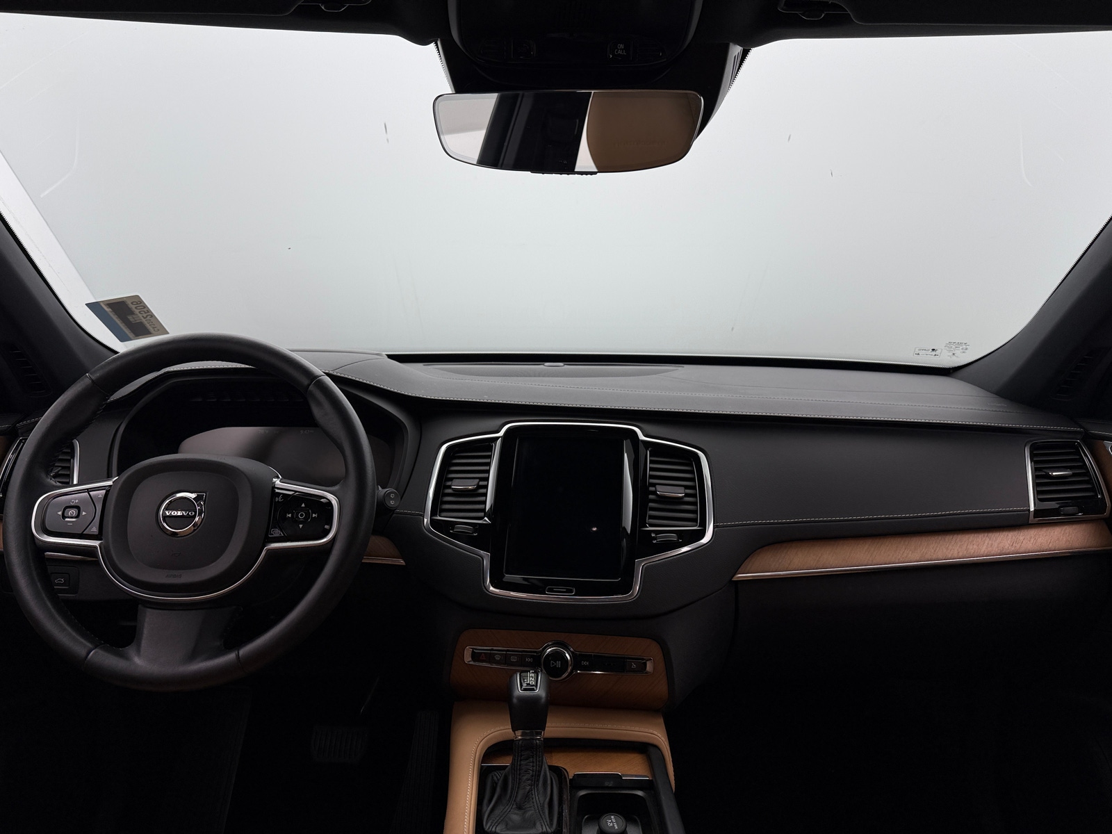 Thumbnail: 2018 Volvo XC90 - 2