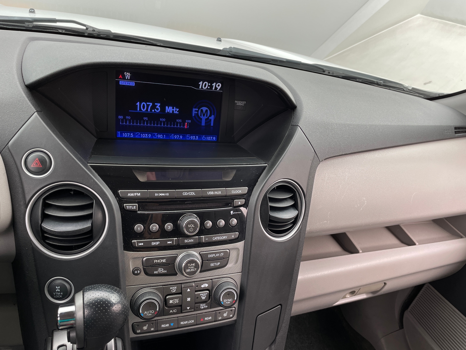 Thumbnail: 2015 Honda Pilot - 3