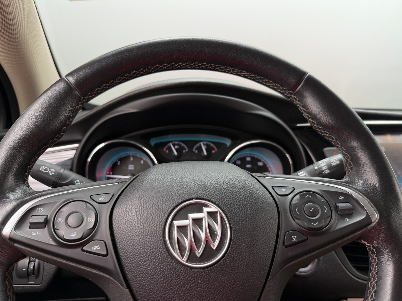 Thumbnail: 2017 Buick Envision - 4