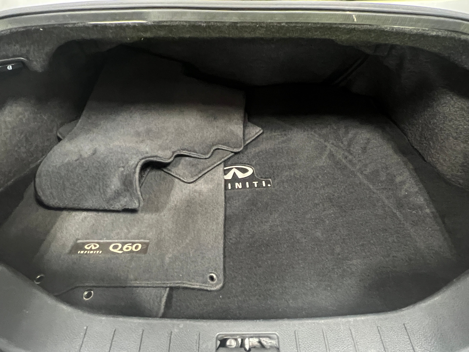 Thumbnail: 2014 INFINITI Q60 - 4