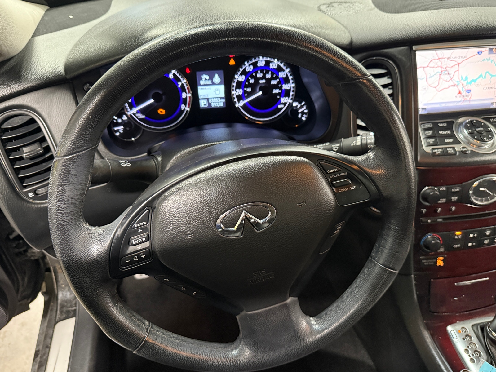 Thumbnail: 2017 INFINITI QX50 - 4