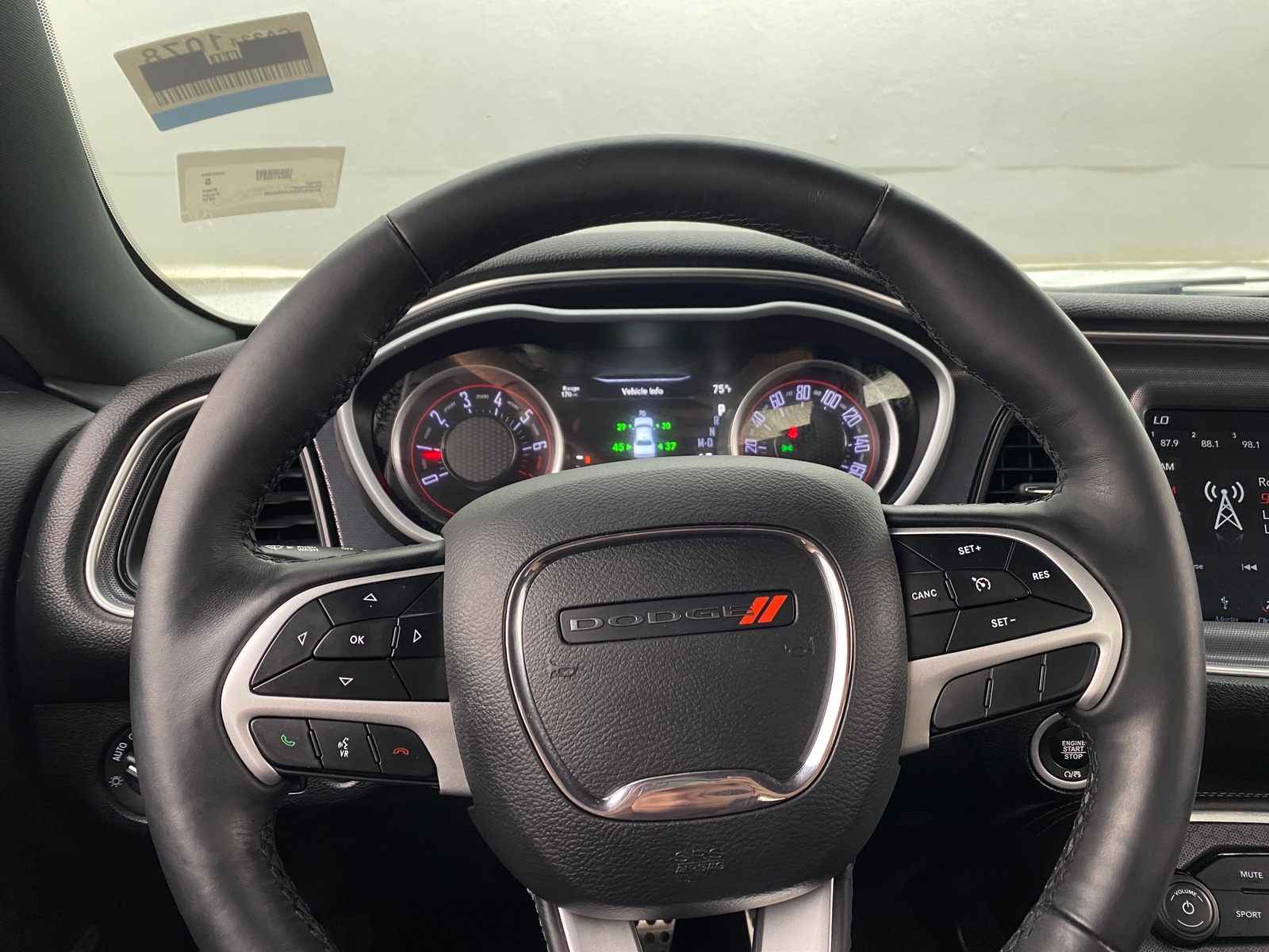 Thumbnail: 2018 Dodge Challenger - 3
