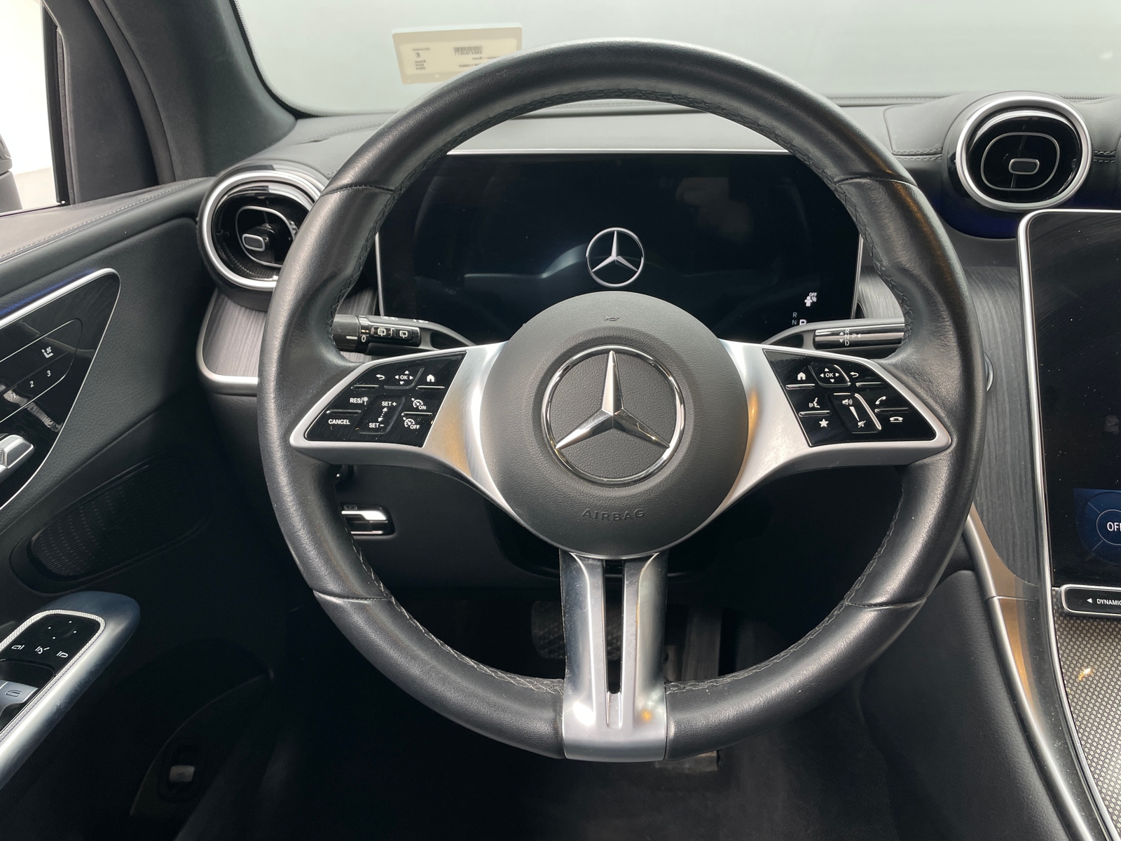 Thumbnail: 2024 Mercedes-Benz GLC - 4