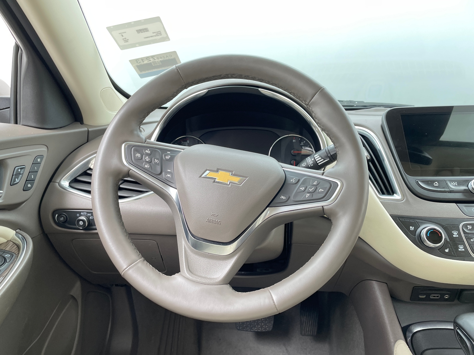 Thumbnail: 2024 Chevrolet Malibu - 4