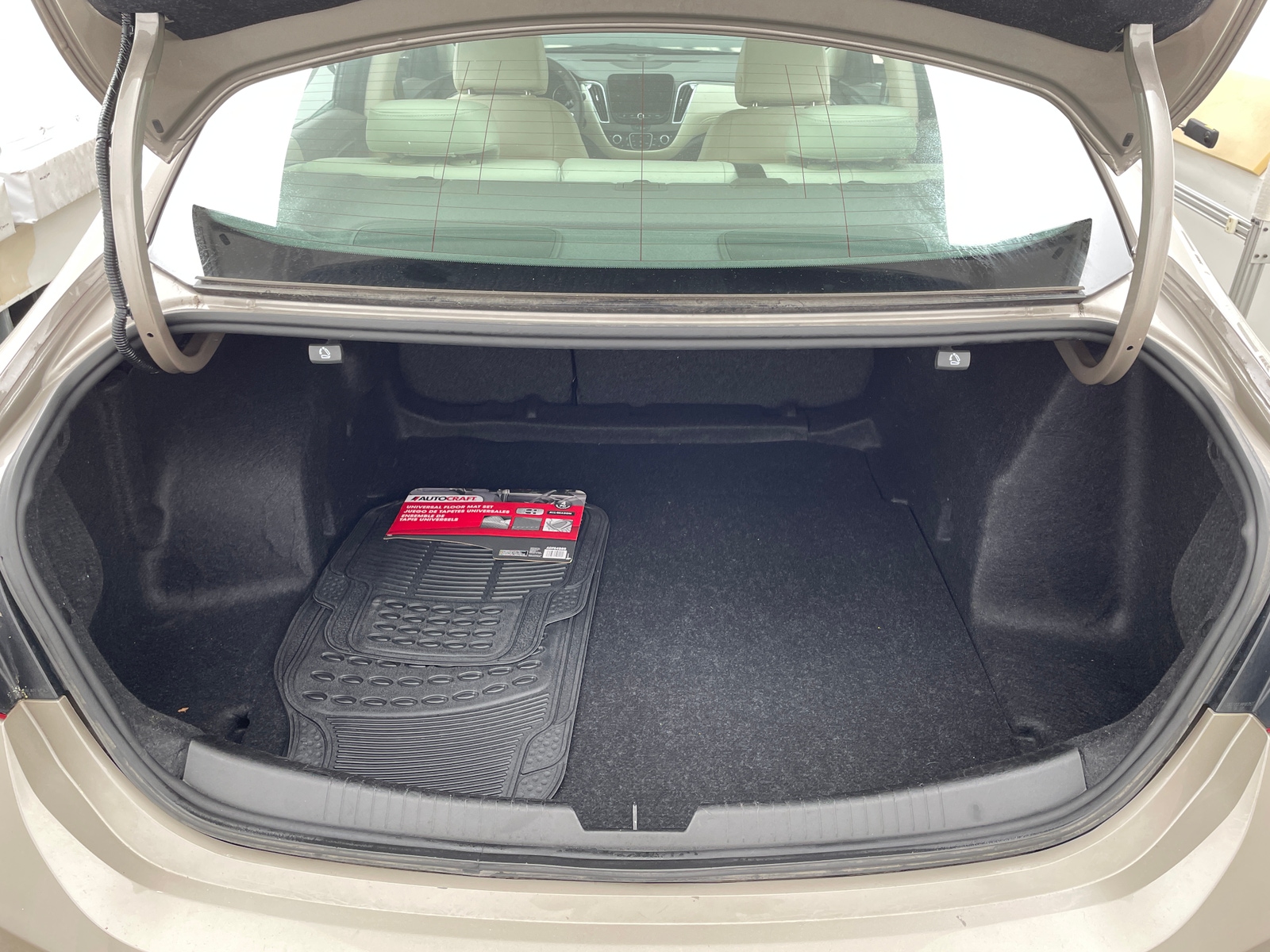 Thumbnail: 2024 Chevrolet Malibu - 6