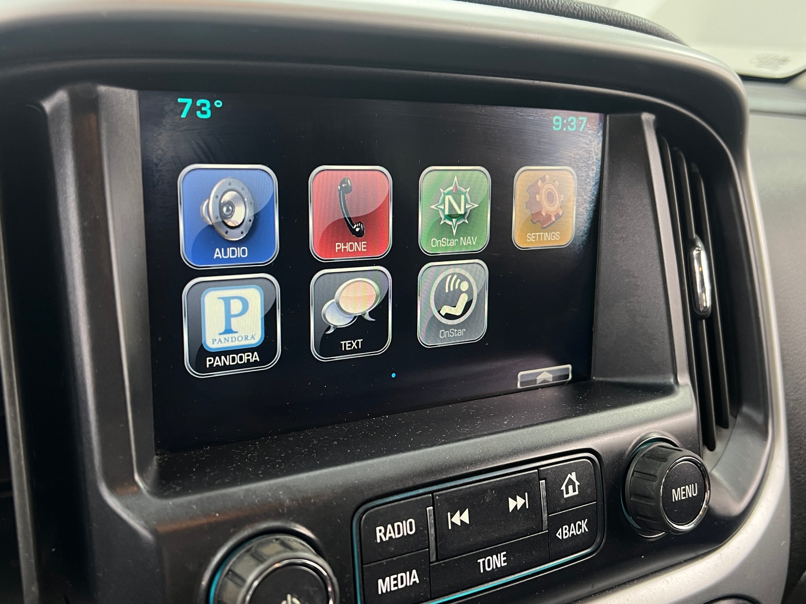 Thumbnail: 2015 Chevrolet Colorado - 4