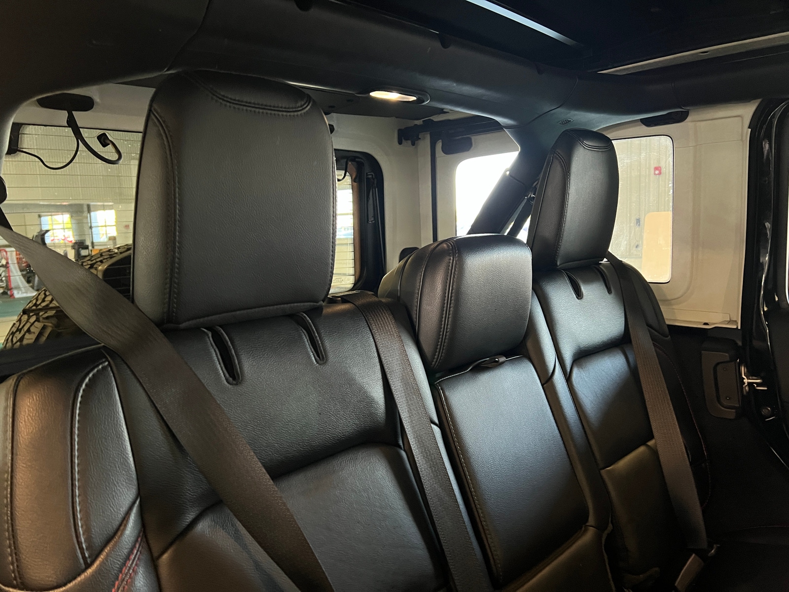 Thumbnail: 2021 Jeep Wrangler - 5