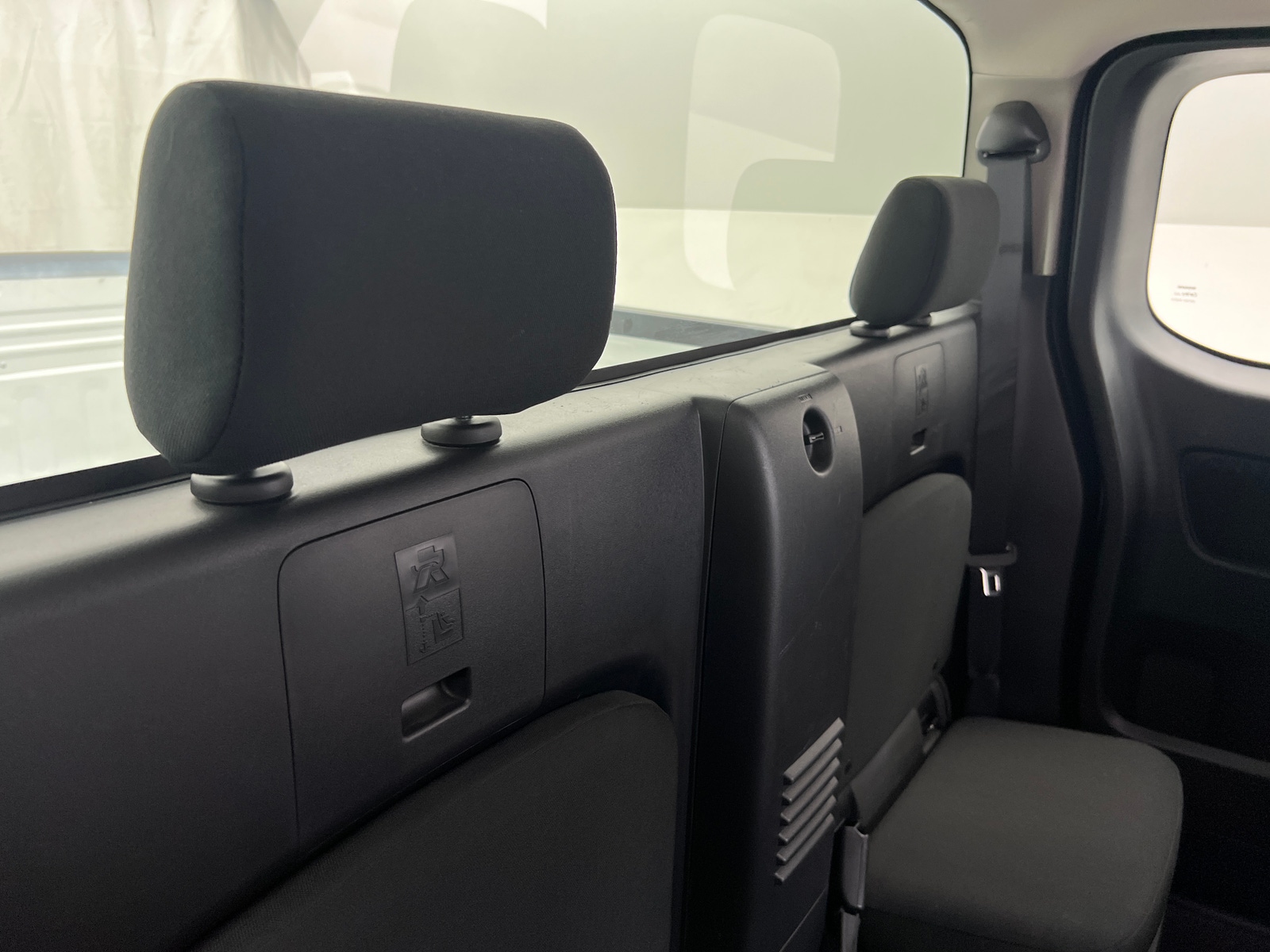 Thumbnail: 2023 Nissan Frontier - 6