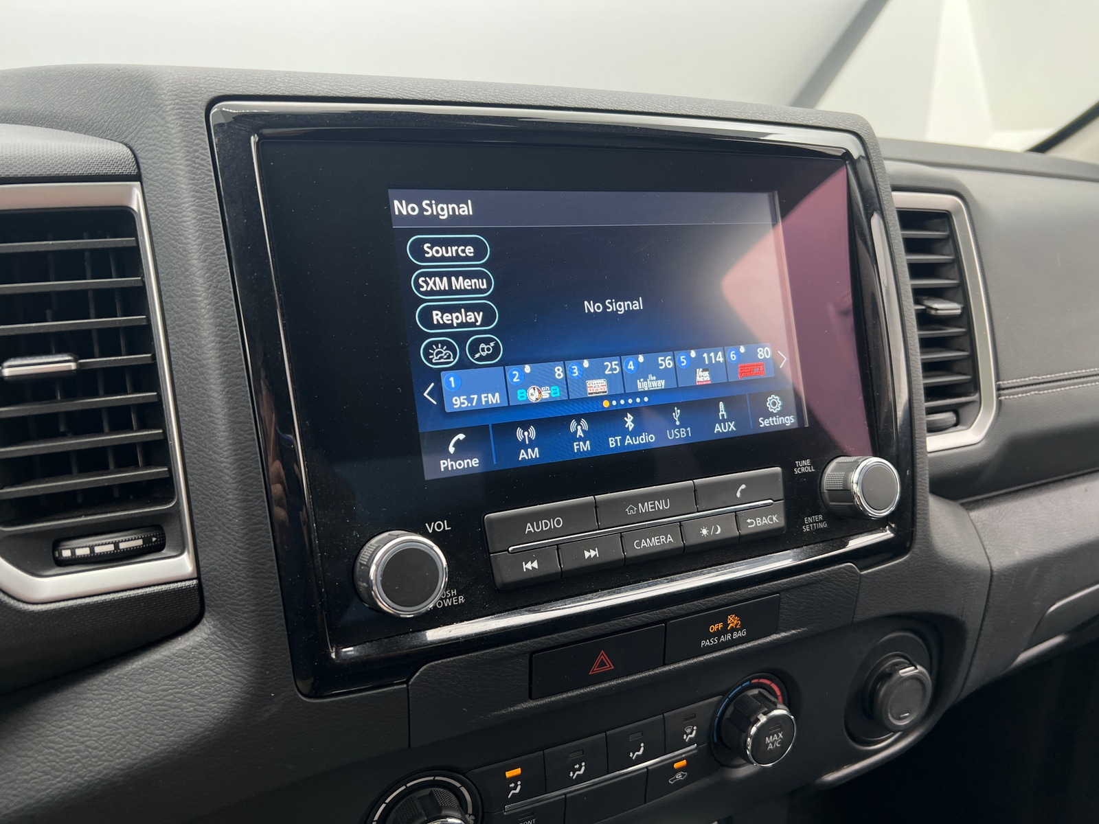 Thumbnail: 2023 Nissan Frontier - 4