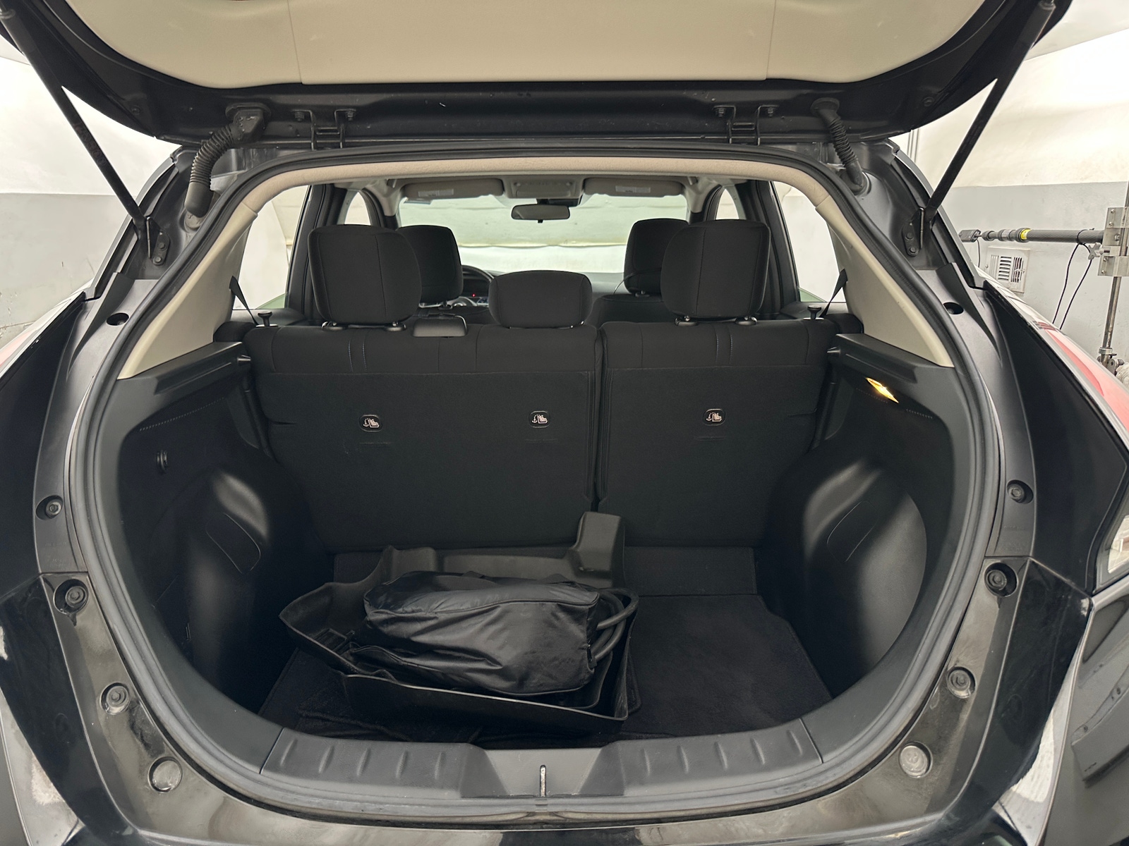 Thumbnail: 2022 Nissan Leaf - 7