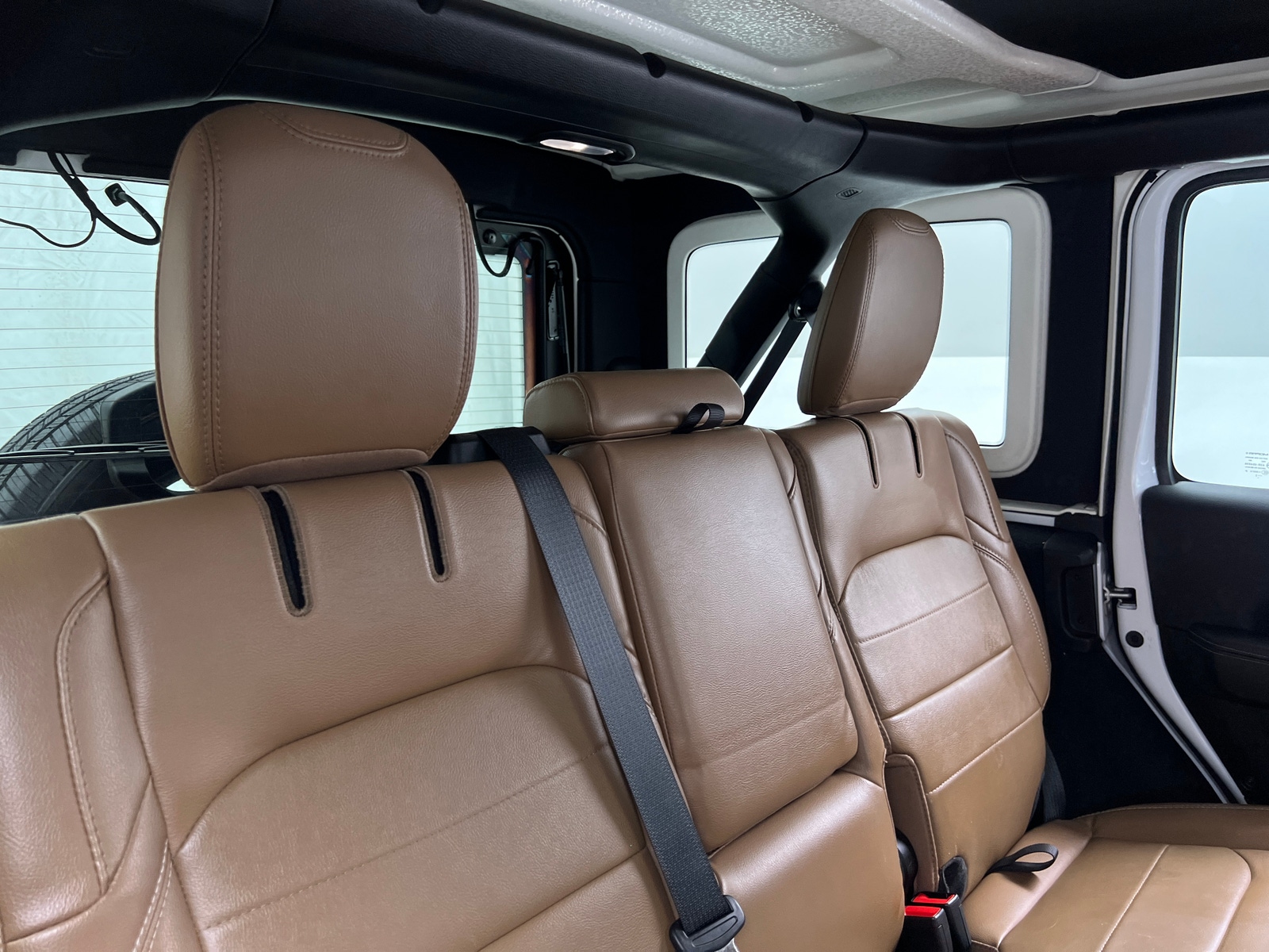 Thumbnail: 2022 Jeep Wrangler - 5