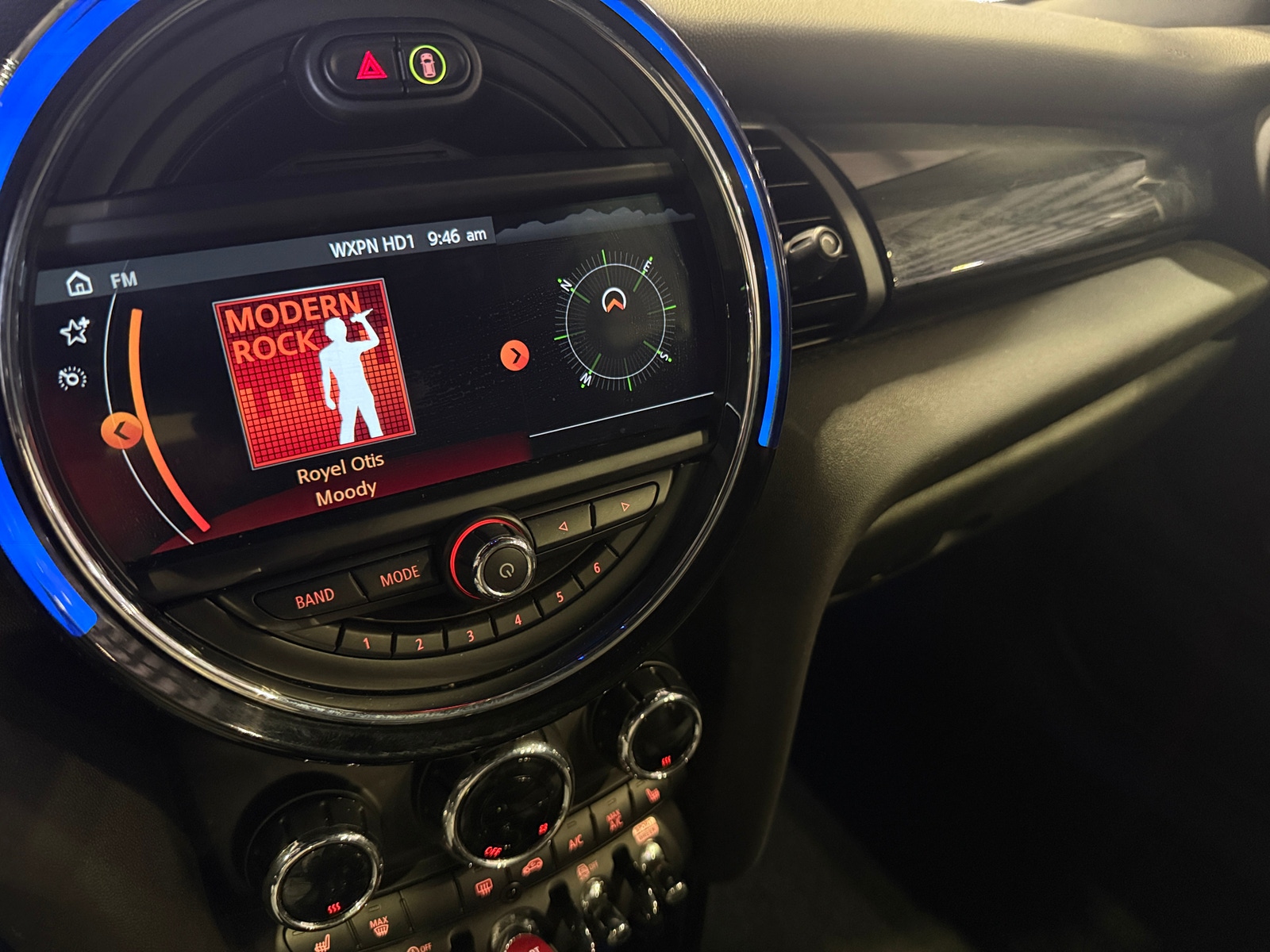 Thumbnail: 2019 MINI Cooper Convertible - 3