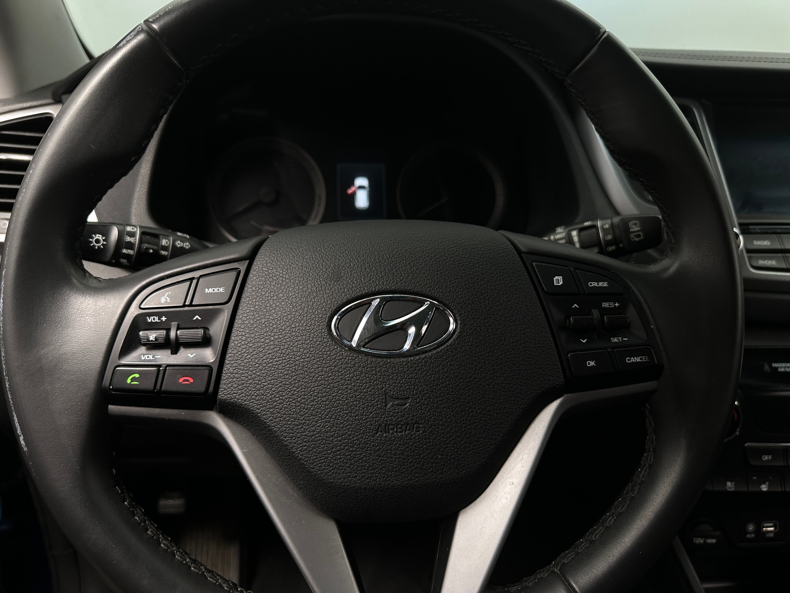 Thumbnail: 2017 Hyundai Tucson - 4