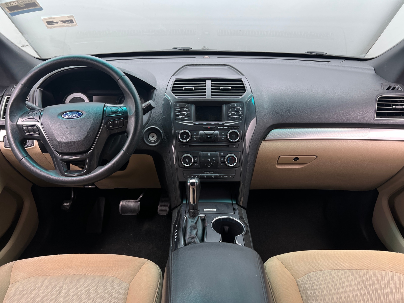 Thumbnail: 2016 Ford Explorer - 3