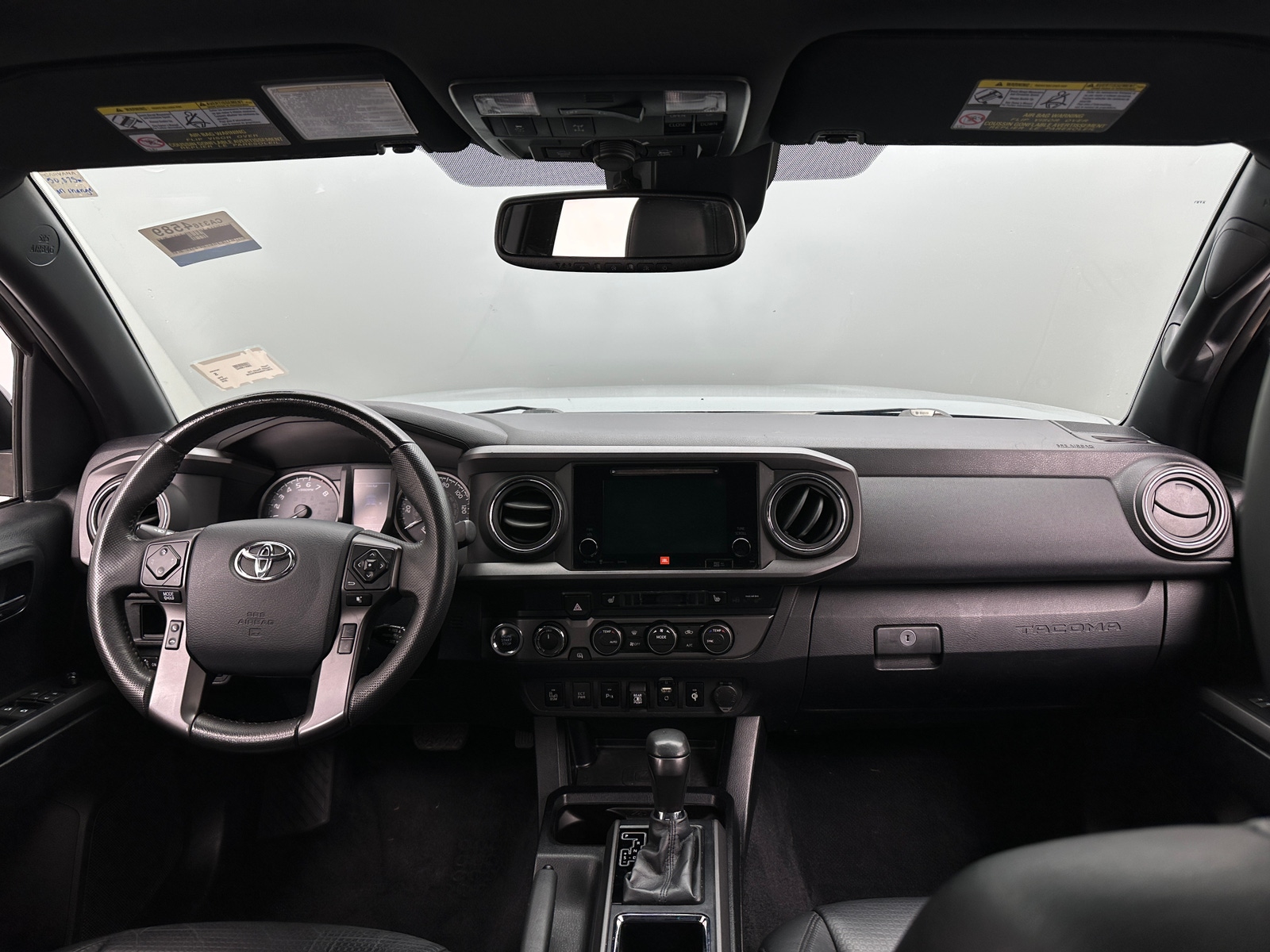 Thumbnail: 2019 Toyota Tacoma - 3