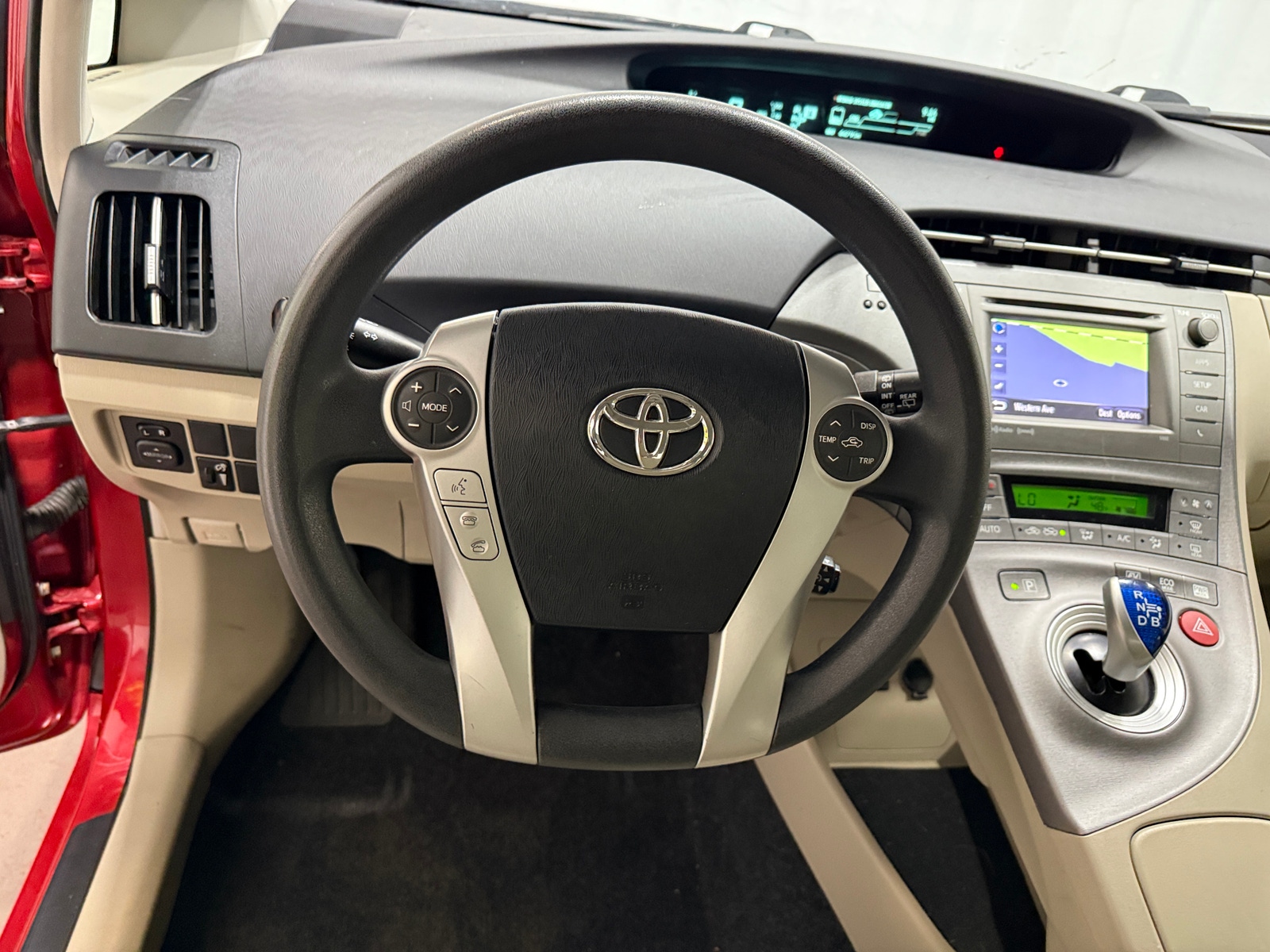 Thumbnail: 2013 Toyota Prius - 5