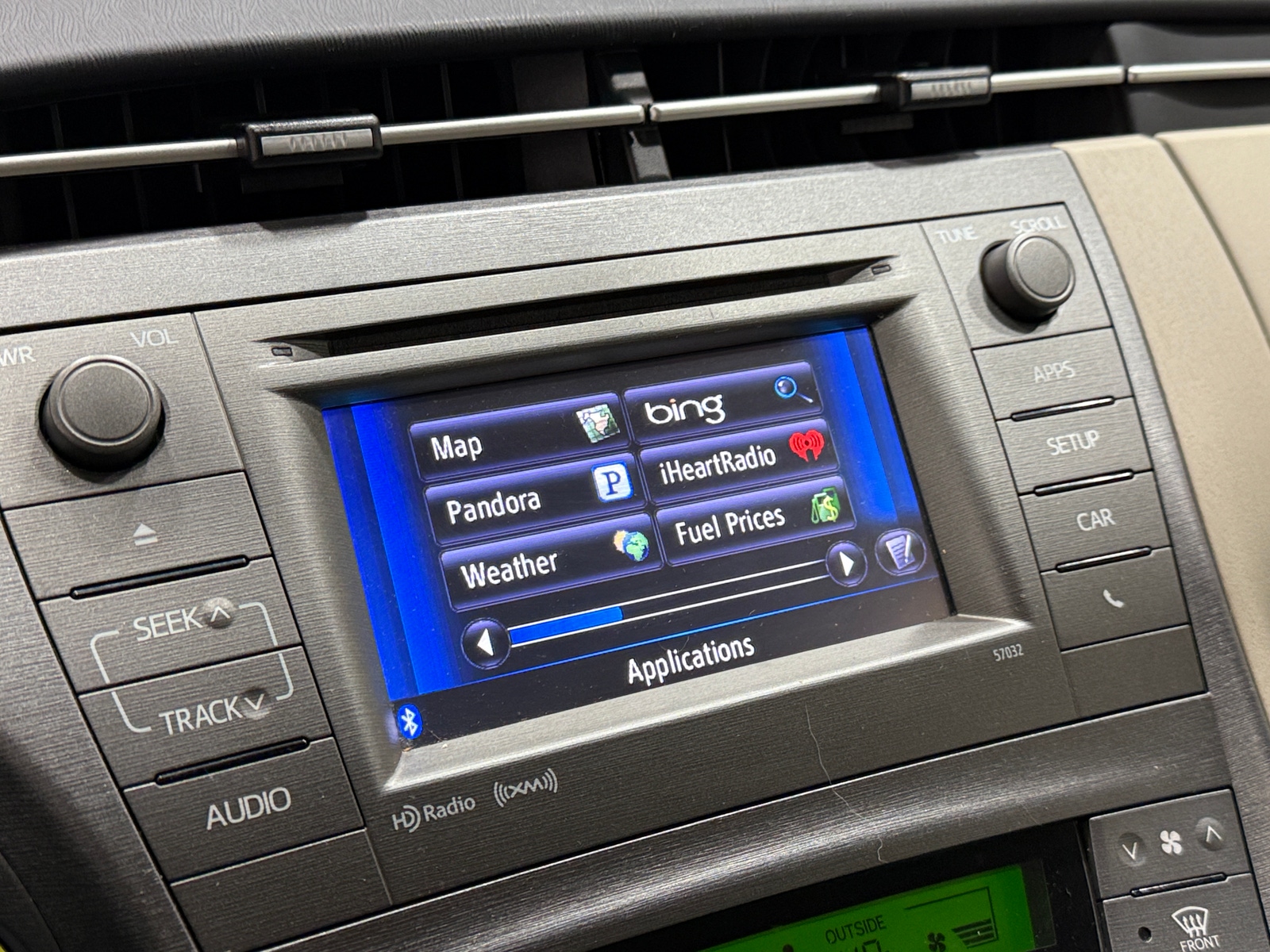 Thumbnail: 2013 Toyota Prius - 4