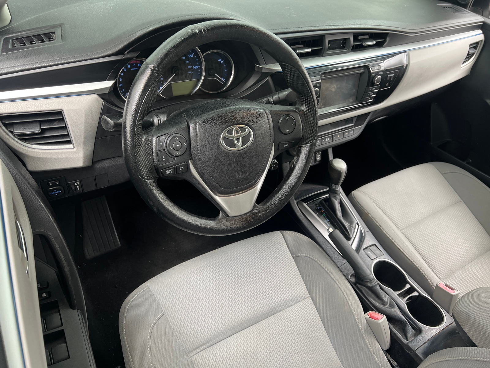 Thumbnail: 2016 Toyota Corolla - 3