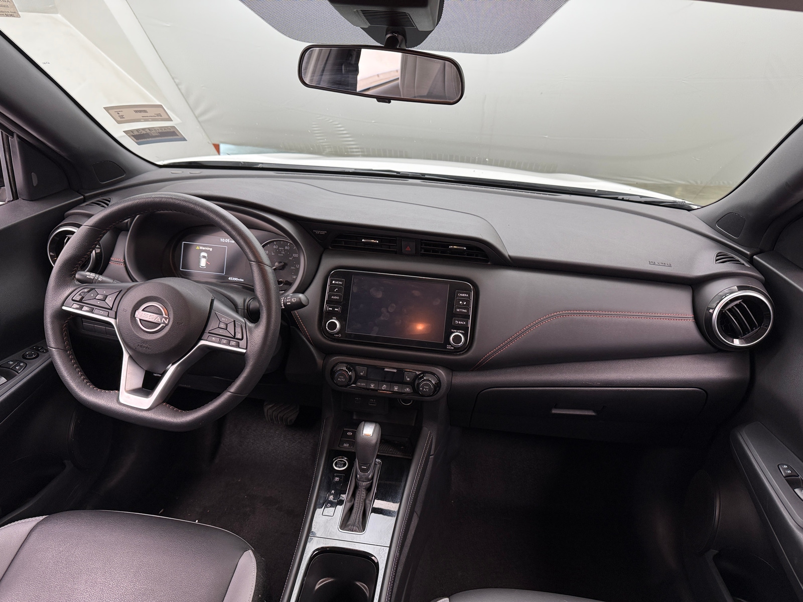 Thumbnail: 2023 Nissan Kicks - 3