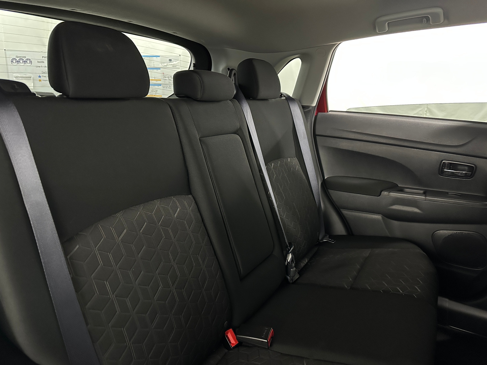 Thumbnail: 2024 Mitsubishi Outlander Sport - 6