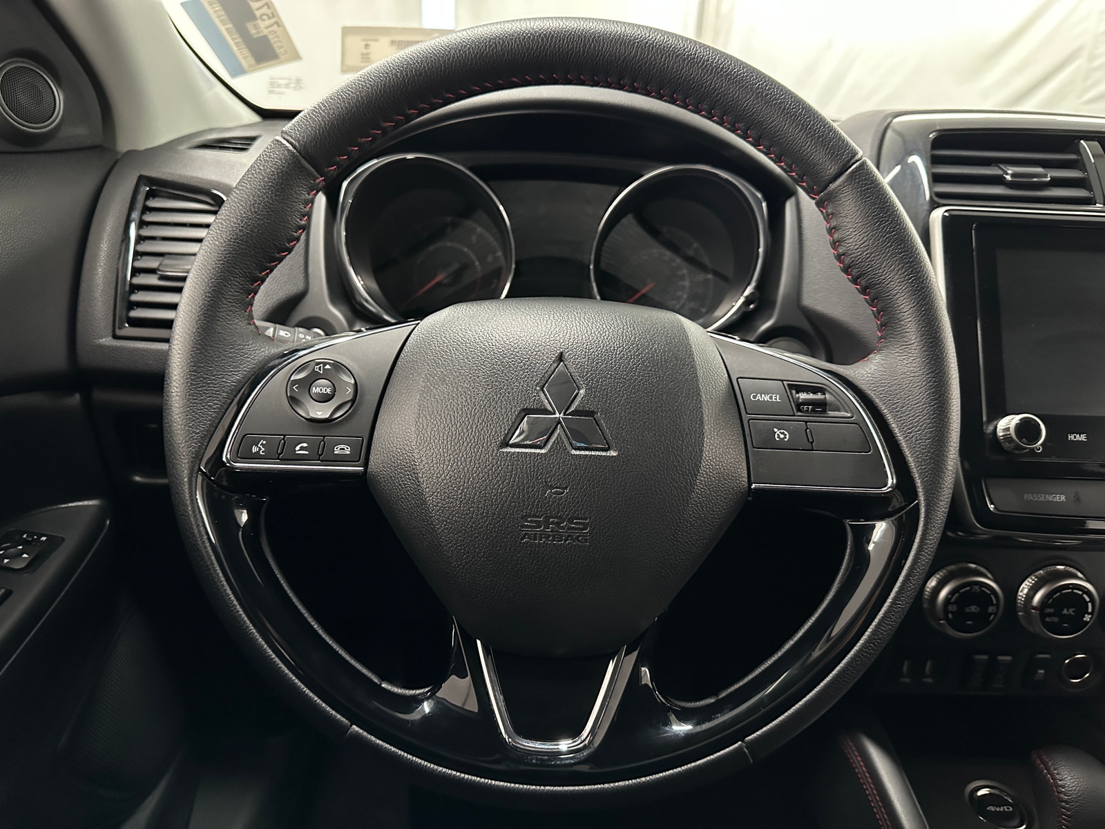 Thumbnail: 2024 Mitsubishi Outlander Sport - 5