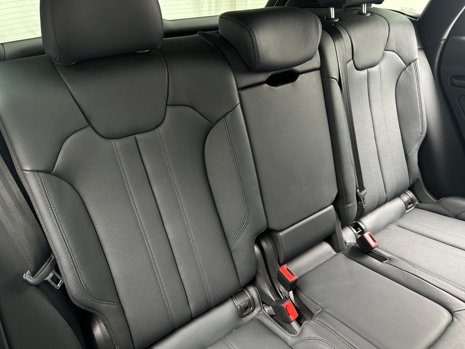 Thumbnail: 2018 Audi SQ5 - 5