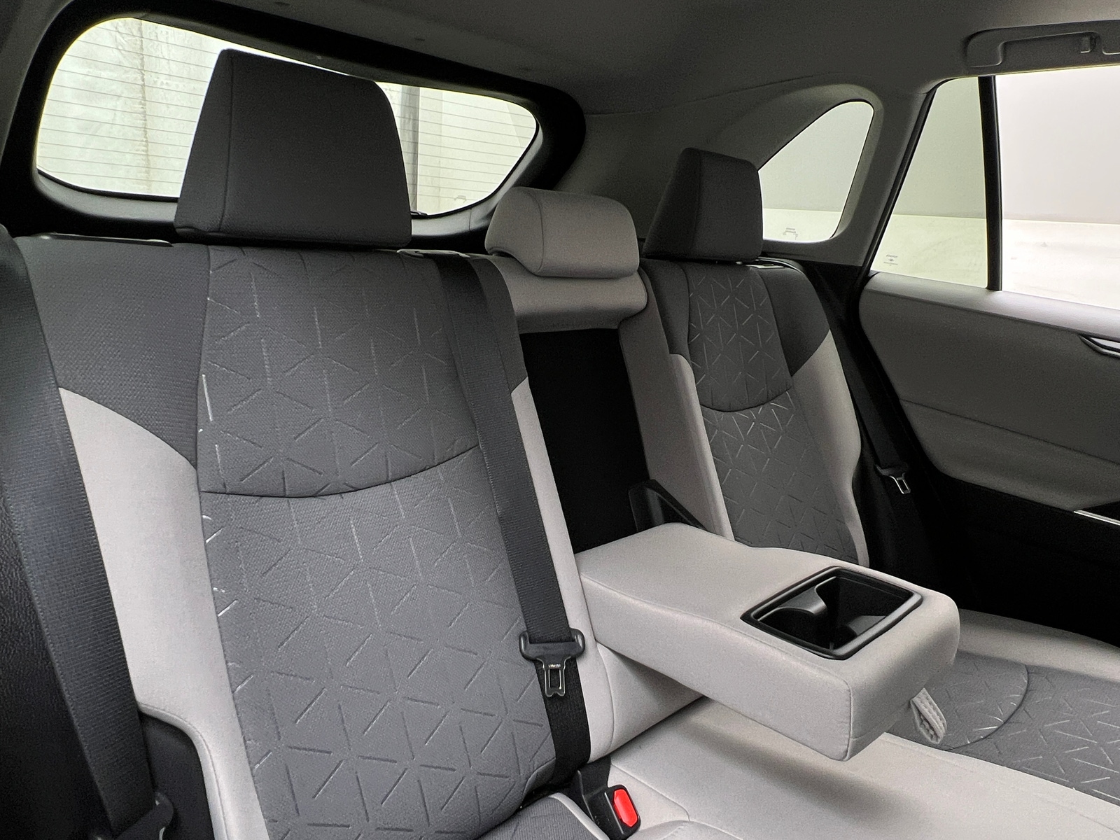 Thumbnail: 2020 Toyota RAV4 - 6