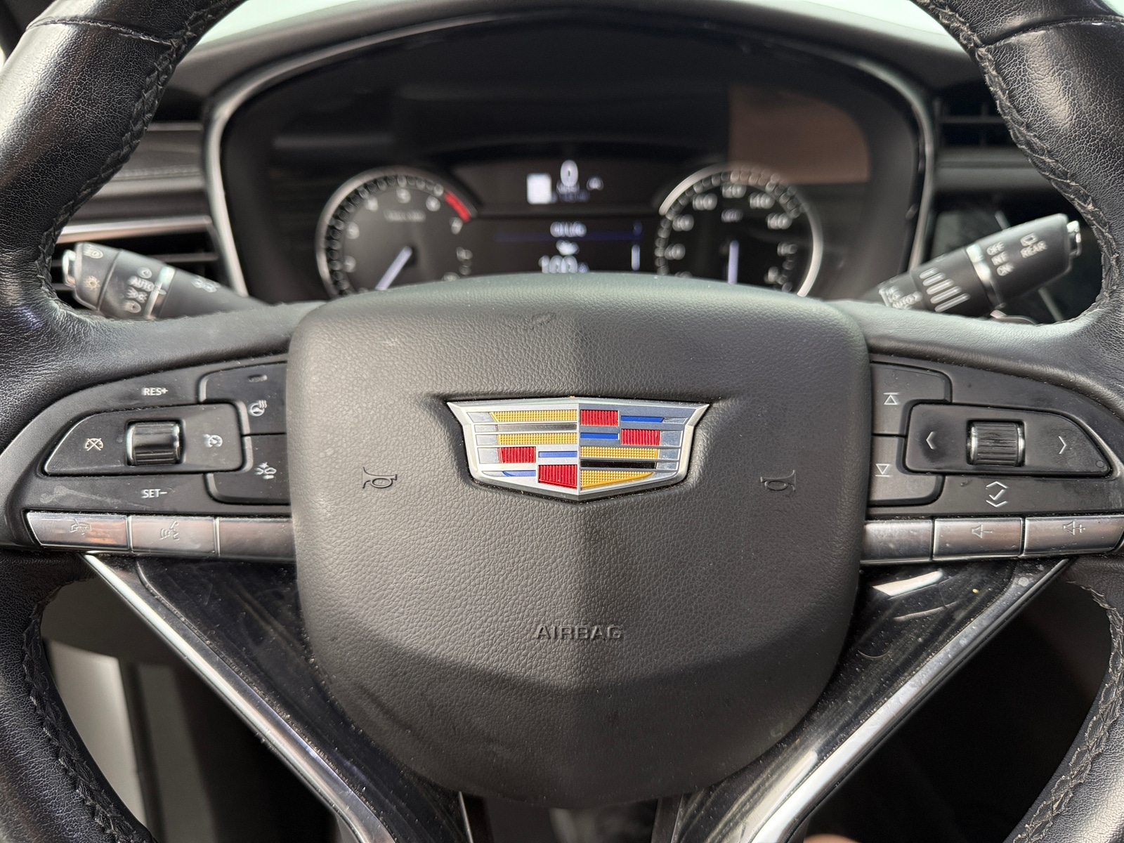 Thumbnail: 2020 Cadillac XT6 - 4