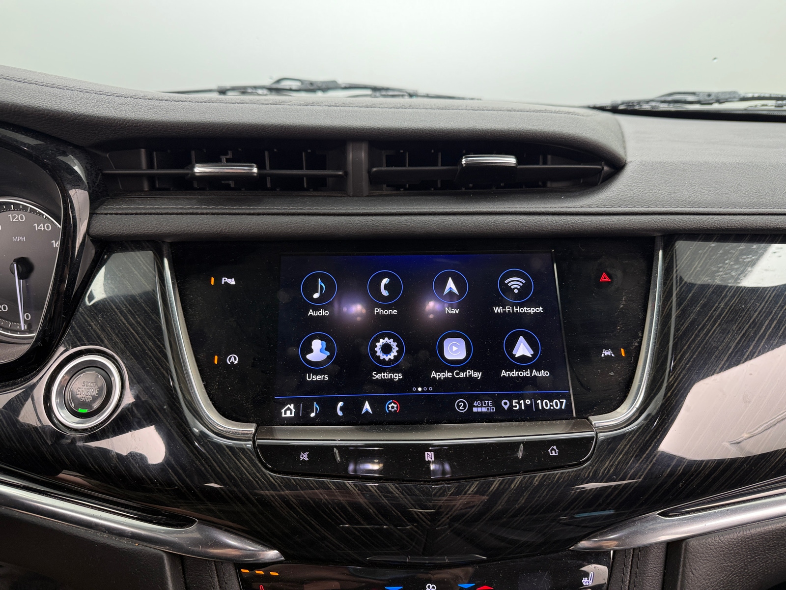 Thumbnail: 2020 Cadillac XT6 - 3