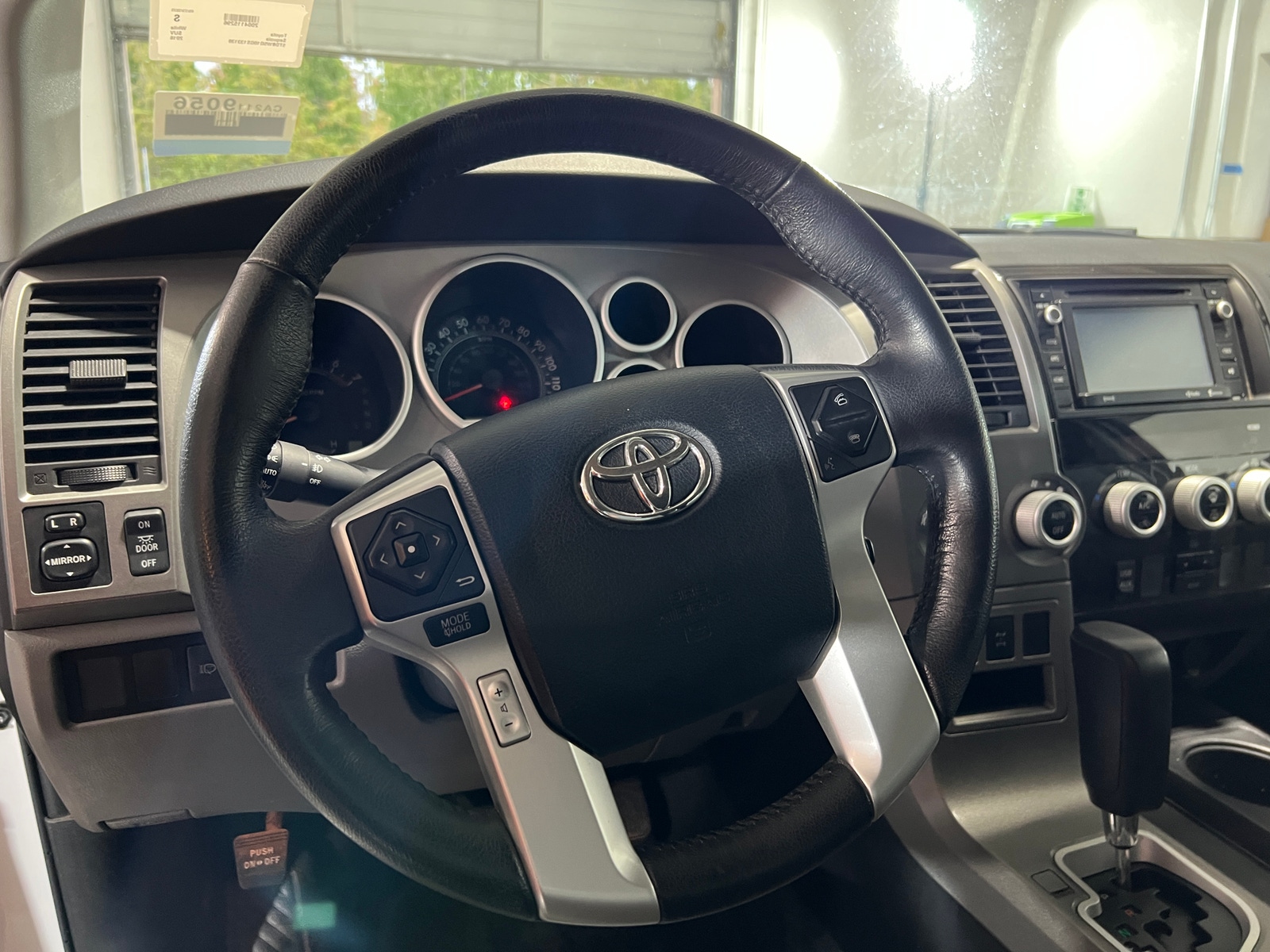 Thumbnail: 2016 Toyota Sequoia - 5