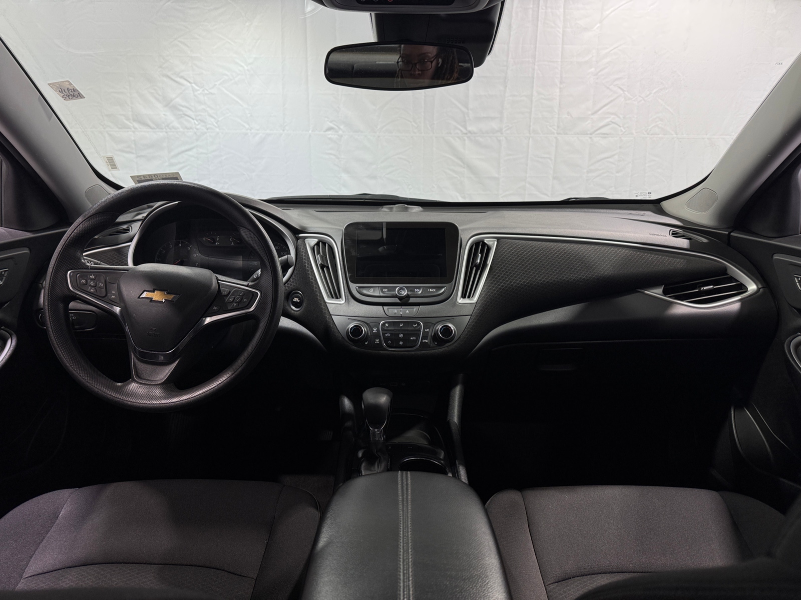 Thumbnail: 2024 Chevrolet Malibu - 3
