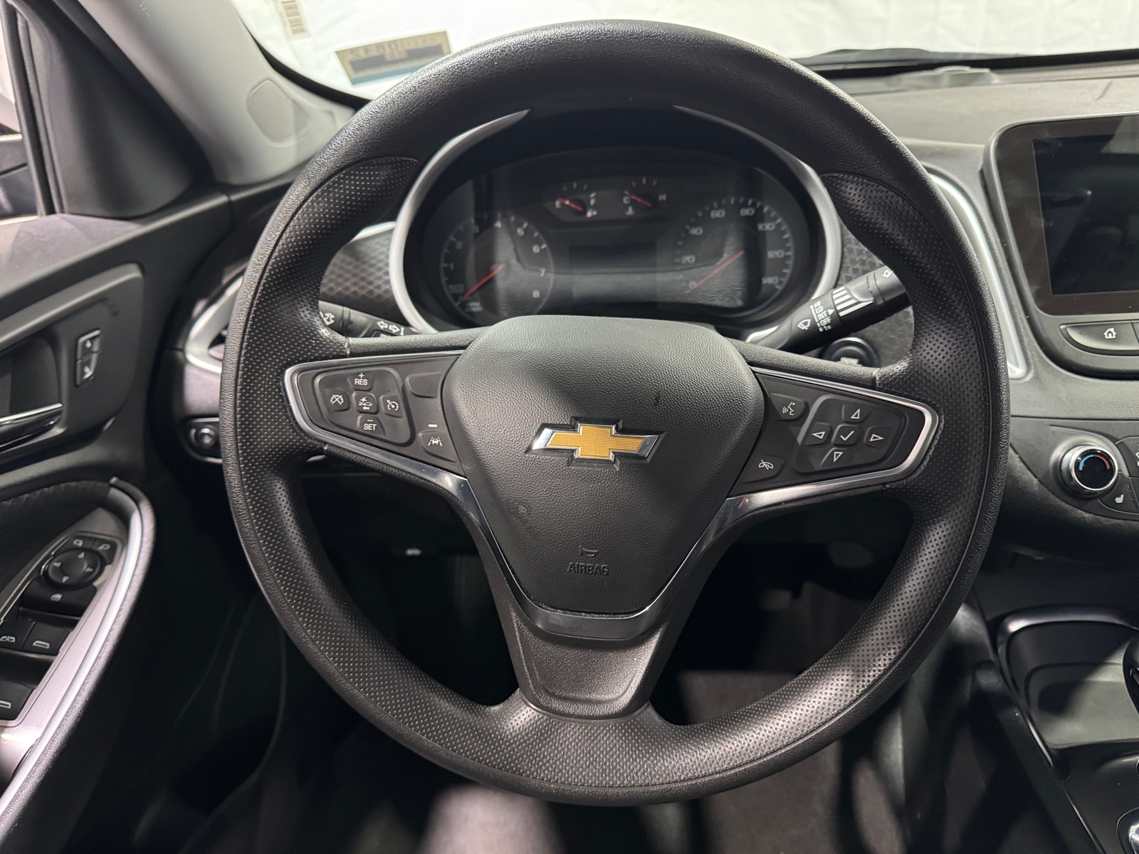 Thumbnail: 2024 Chevrolet Malibu - 5