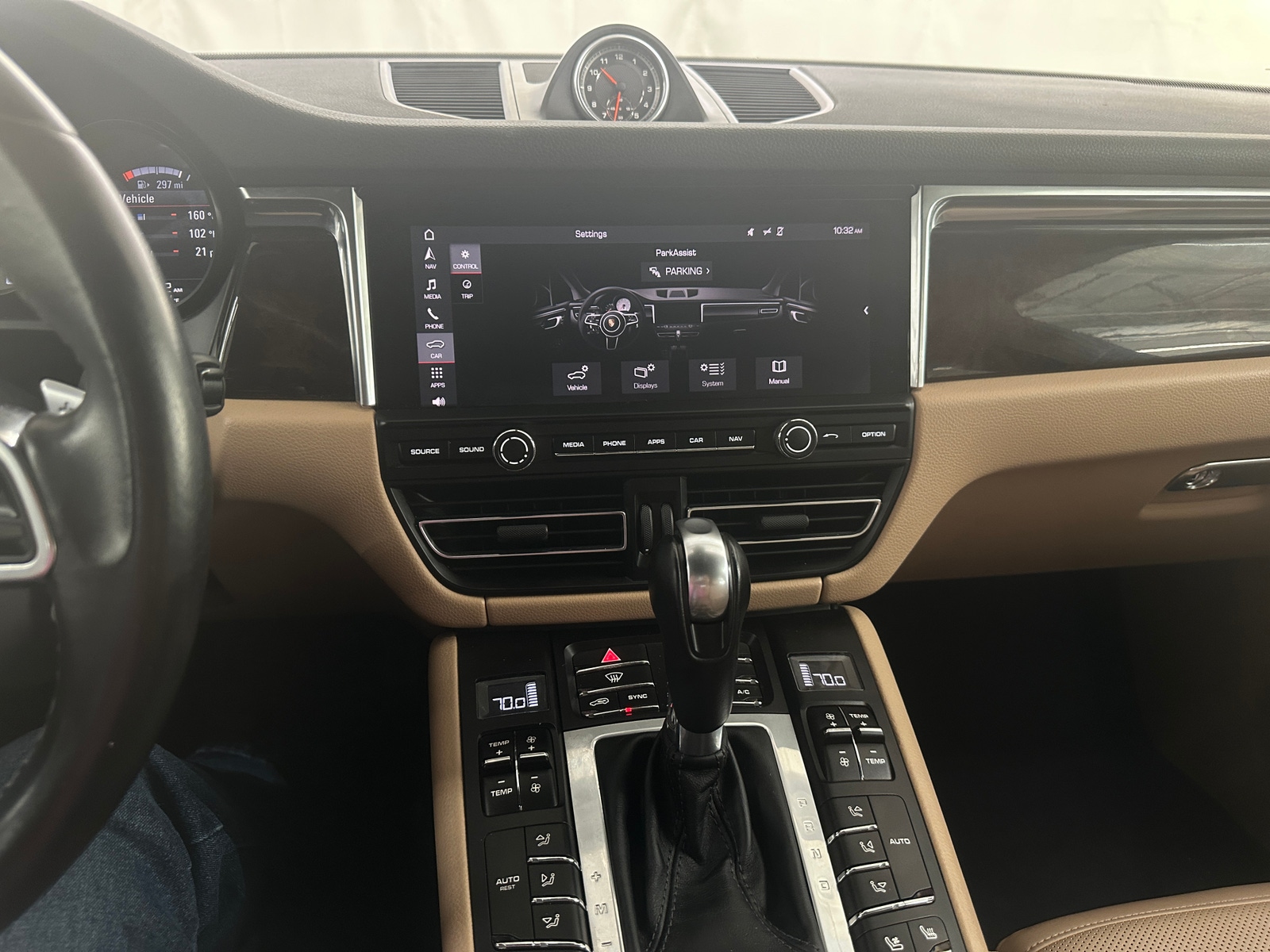 Thumbnail: 2019 Porsche Macan - 3