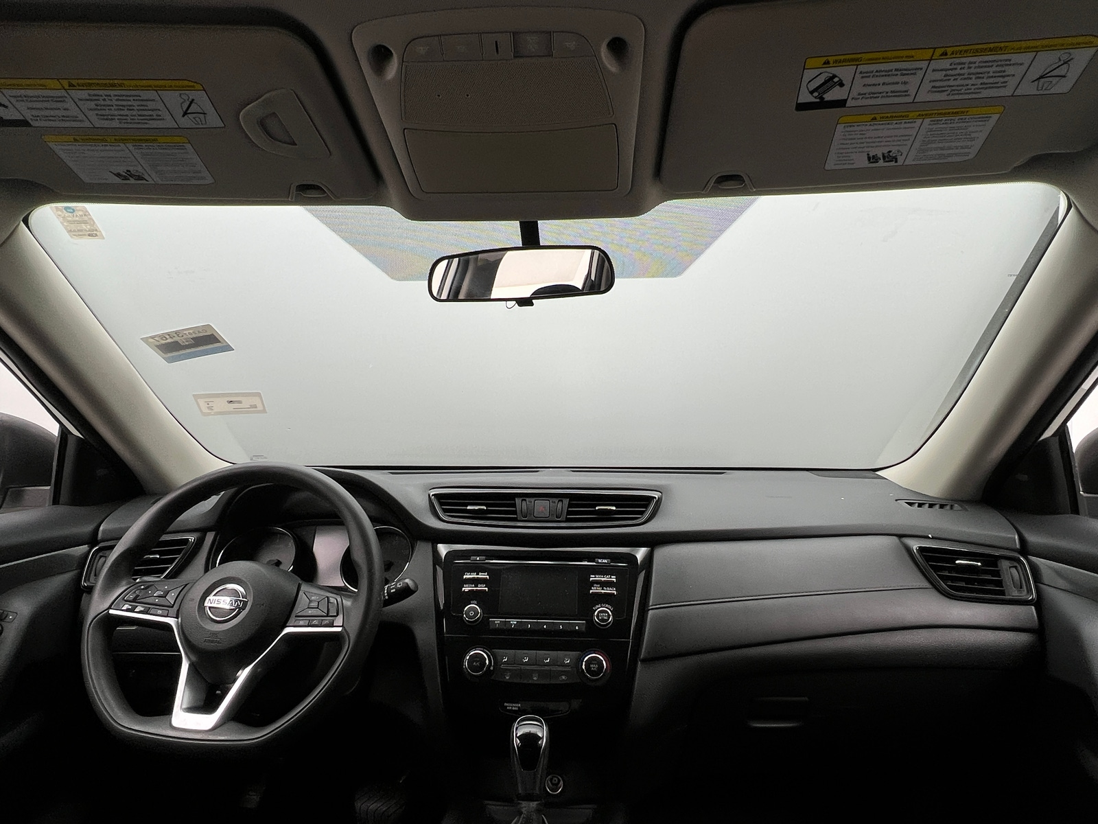 Thumbnail: 2017 Nissan Rogue - 3
