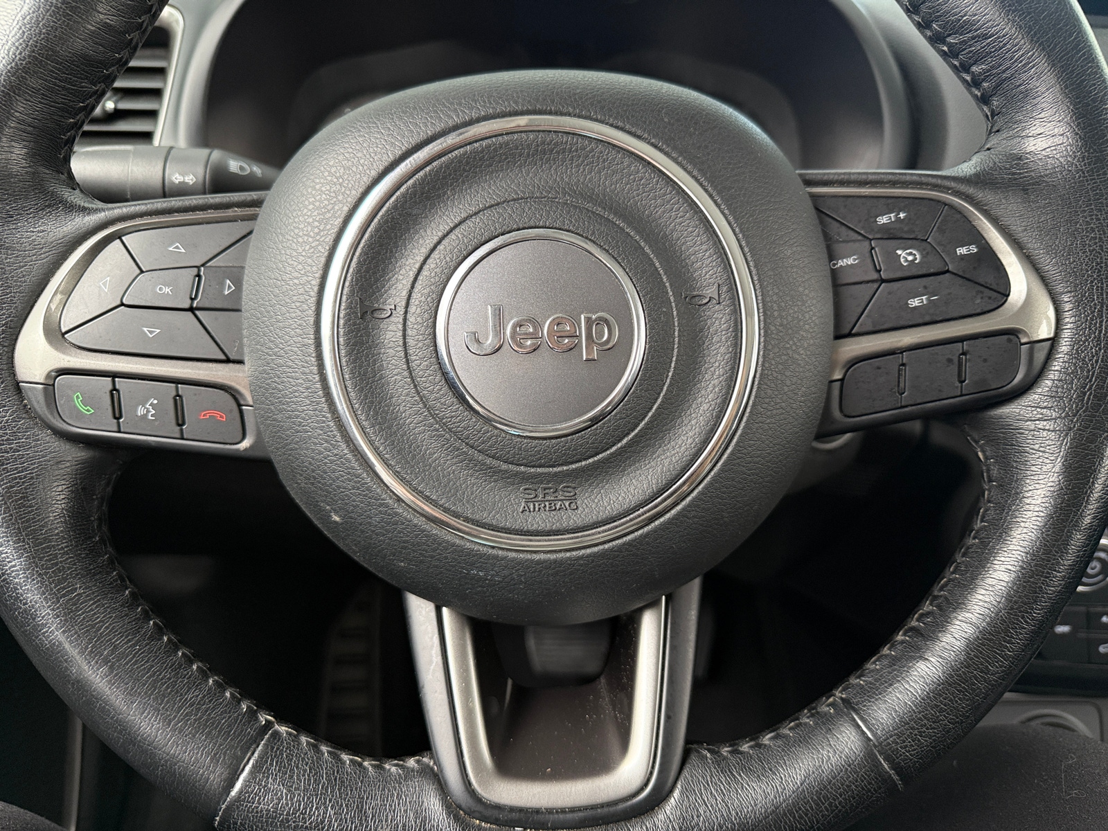 Thumbnail: 2020 Jeep Renegade - 4