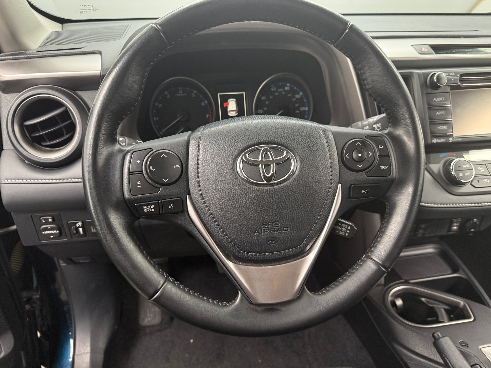 Thumbnail: 2018 Toyota RAV4 - 5