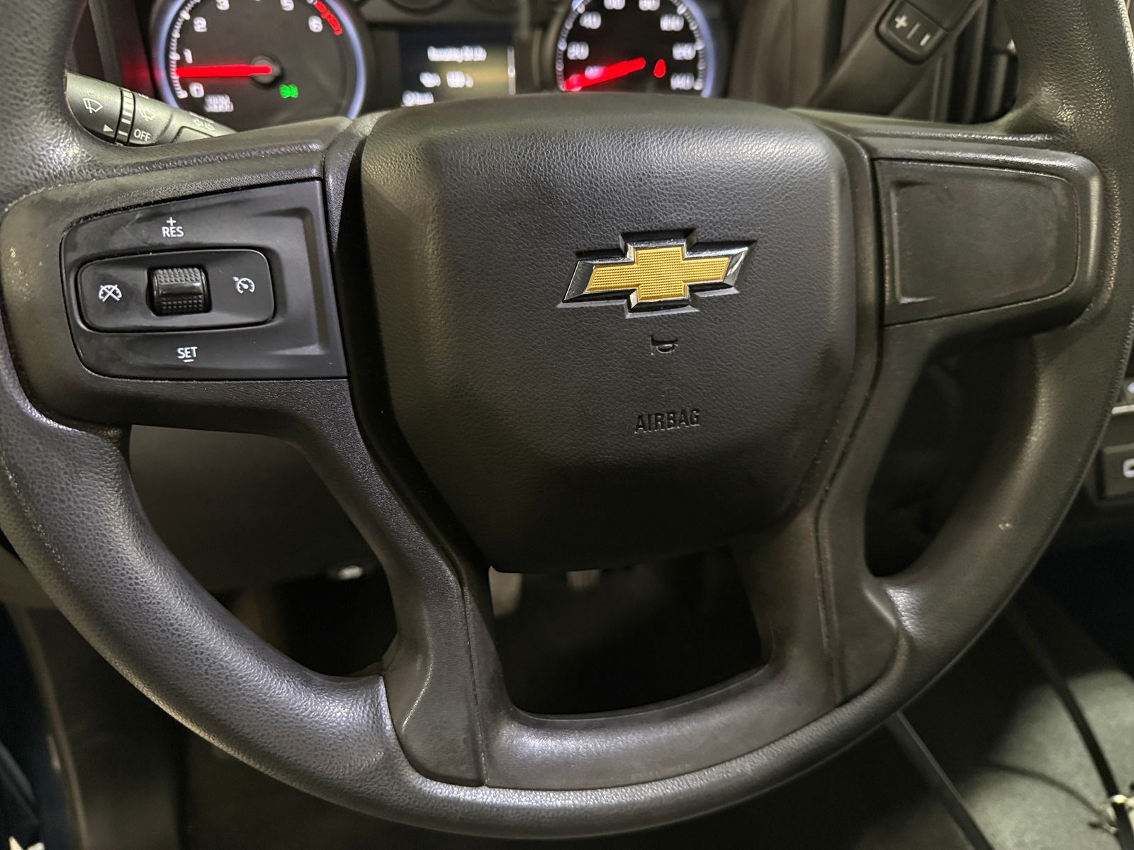 Thumbnail: 2019 Chevrolet Silverado 1500 - 5