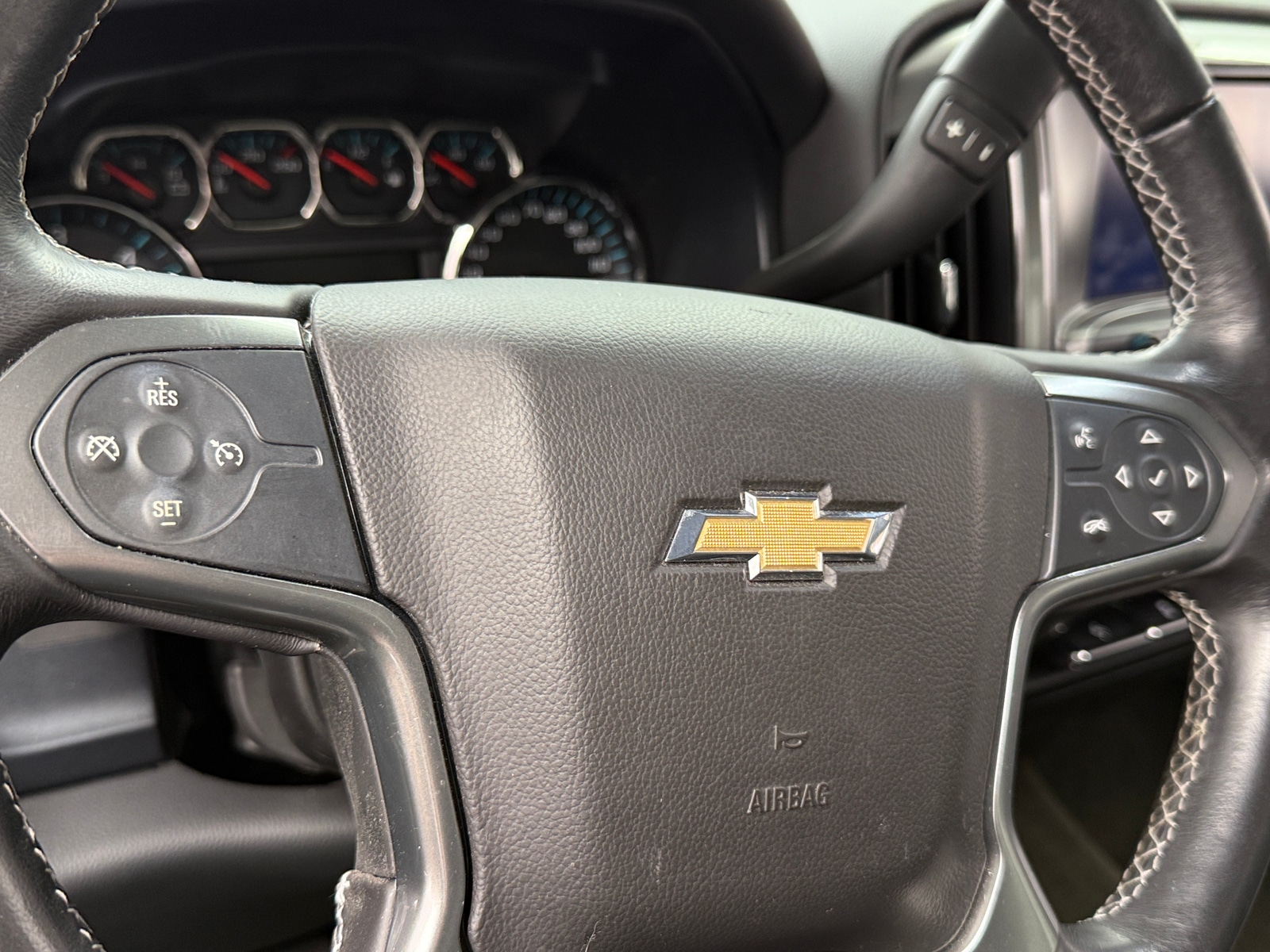 Thumbnail: 2017 Chevrolet Silverado 1500 - 5
