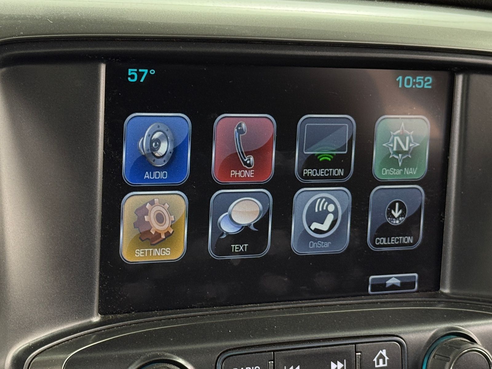 Thumbnail: 2017 Chevrolet Silverado 1500 - 4