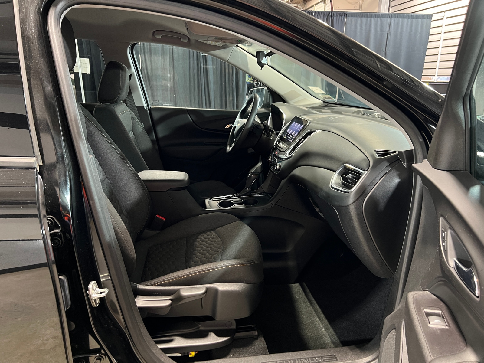 Thumbnail: 2019 Chevrolet Equinox - 2