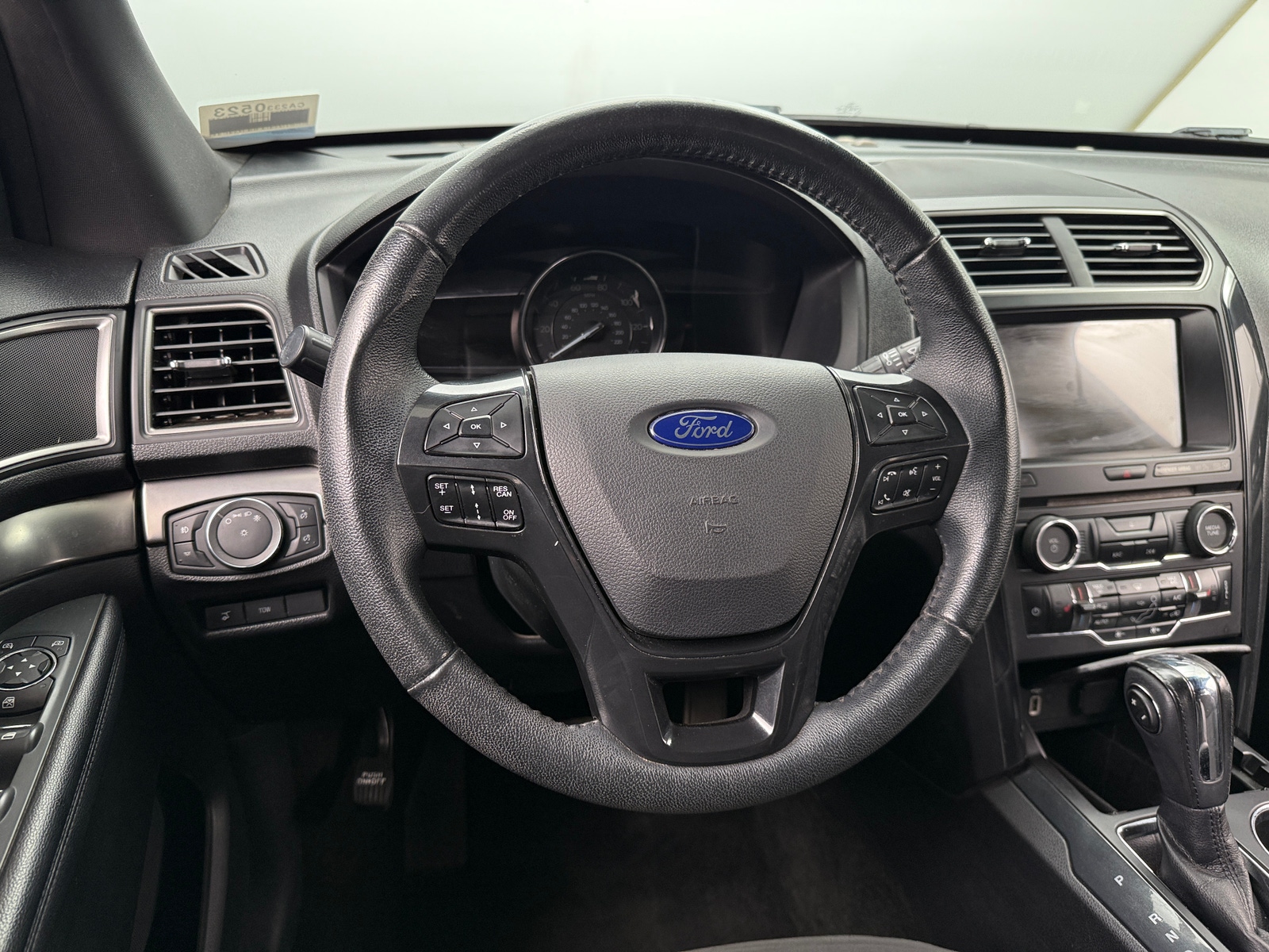 Thumbnail: 2018 Ford Explorer - 5