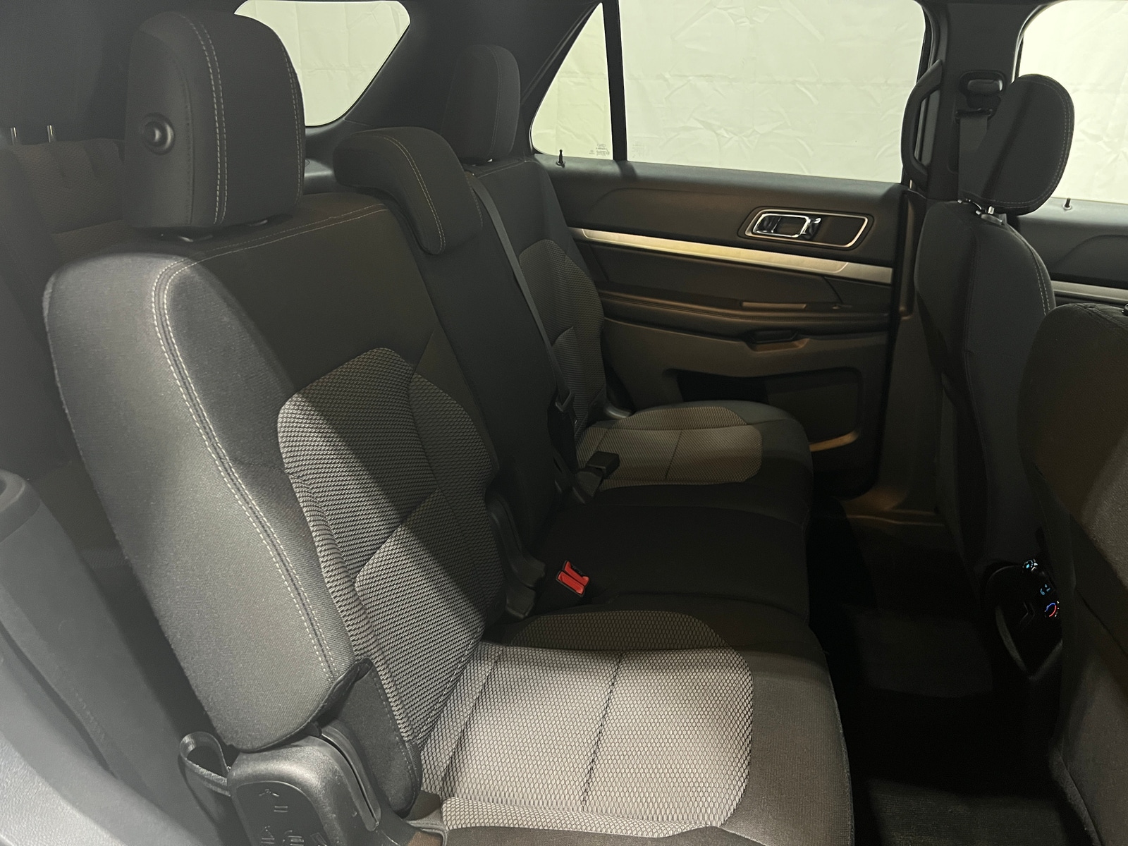 Thumbnail: 2018 Ford Explorer - 6