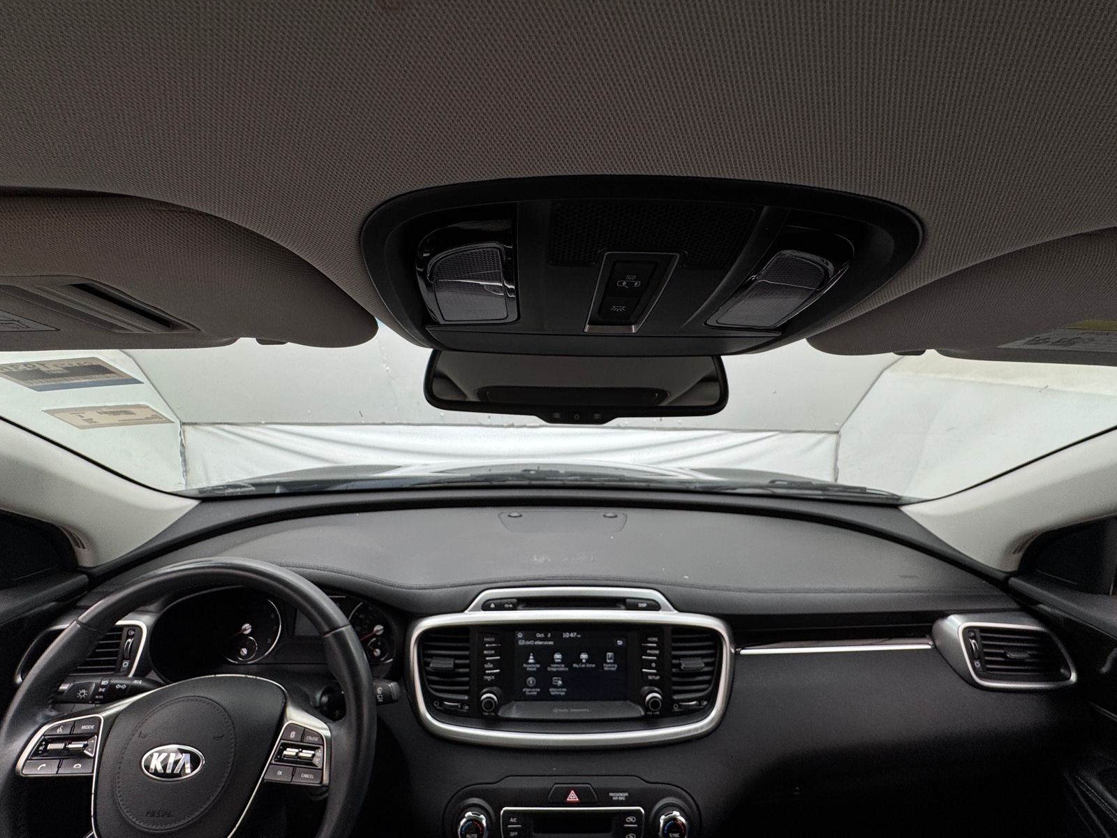 Thumbnail: 2019 Kia Sorento - 3
