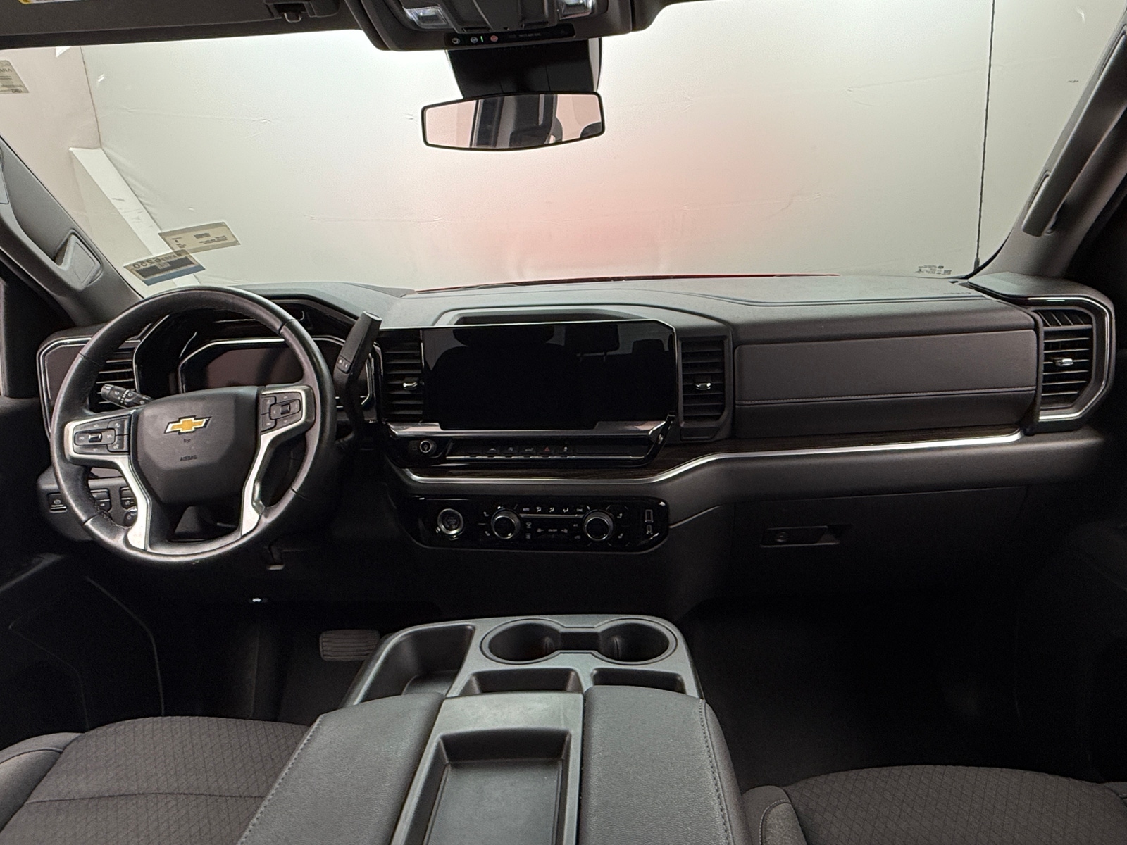 Thumbnail: 2022 Chevrolet Silverado 1500 - 3