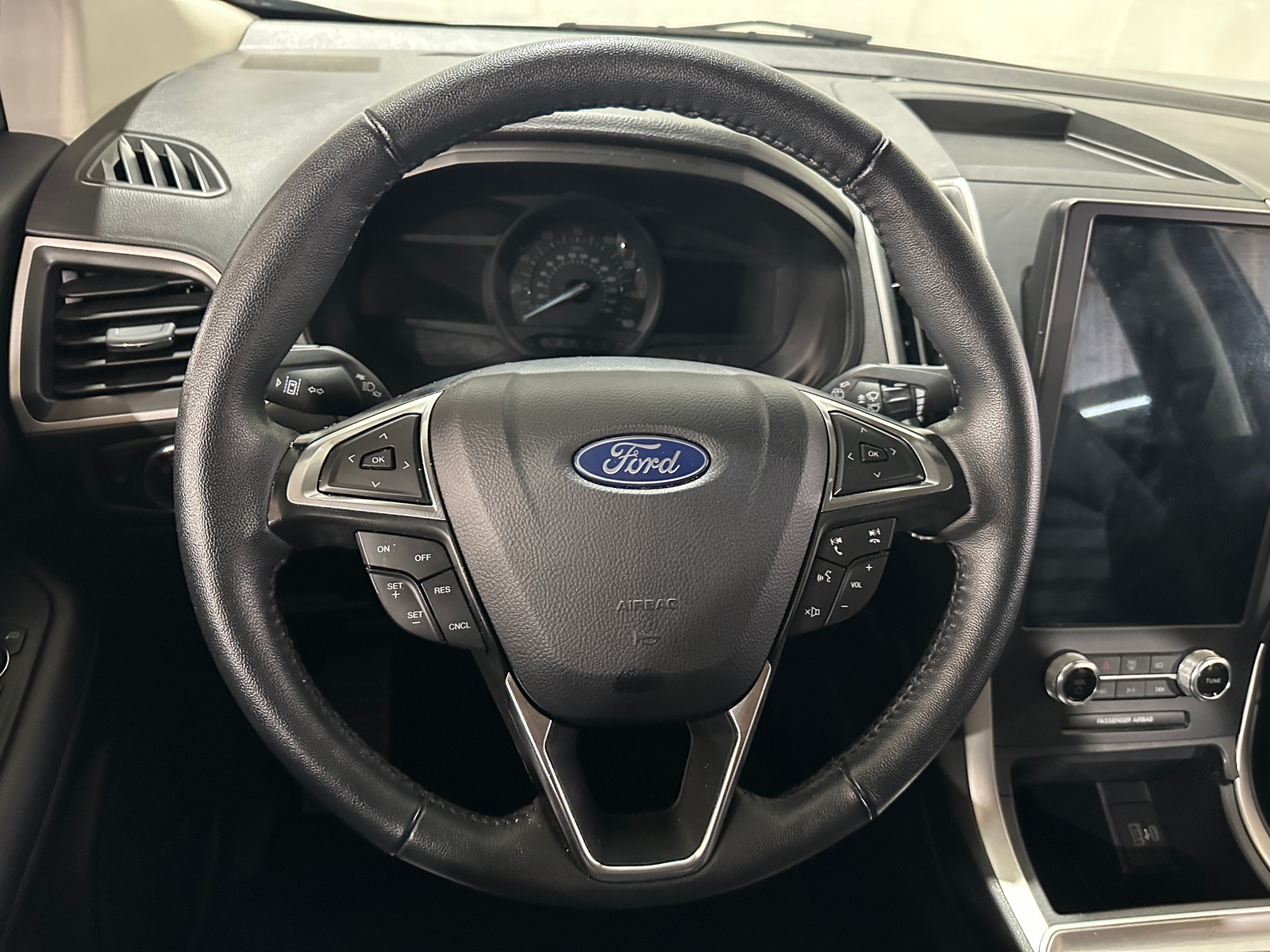 Thumbnail: 2024 Ford Edge - 4