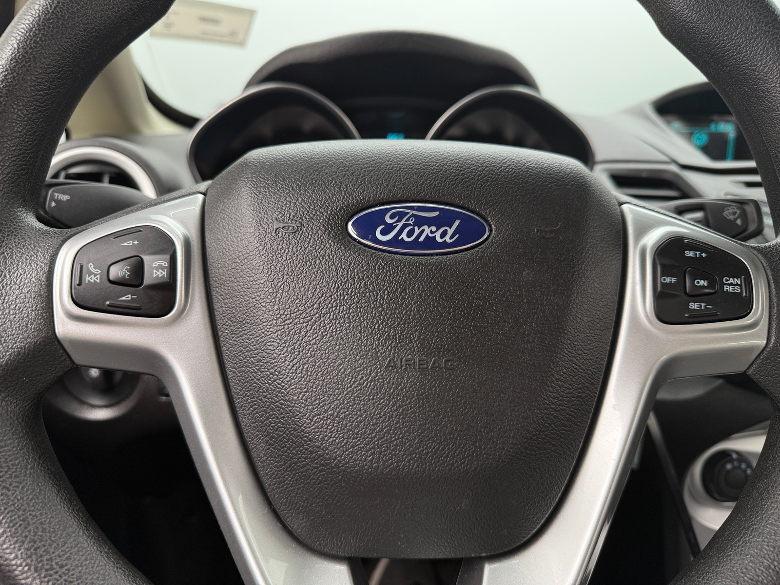 Thumbnail: 2017 Ford Fiesta - 5