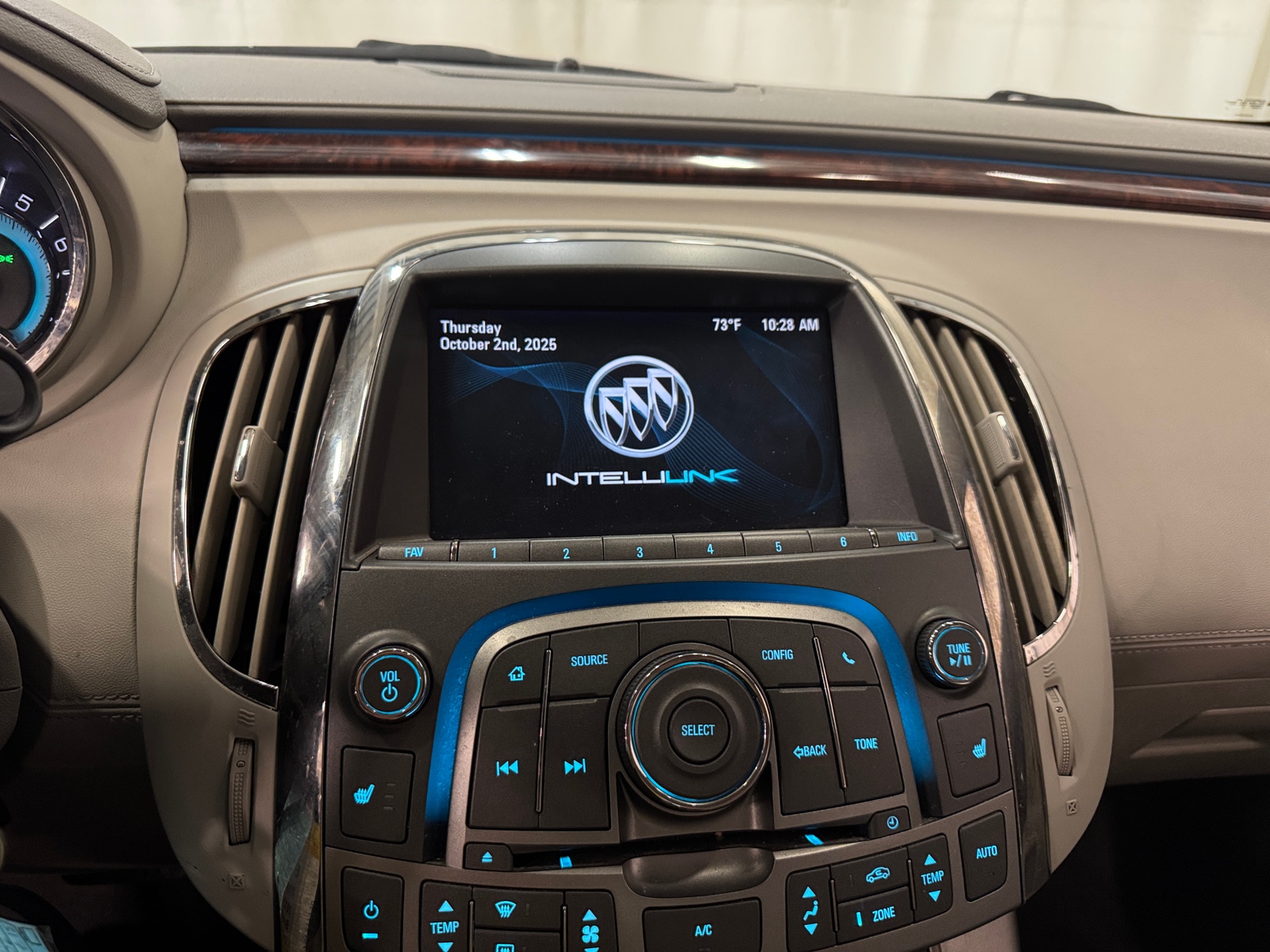 Thumbnail: 2013 Buick LaCrosse - 3